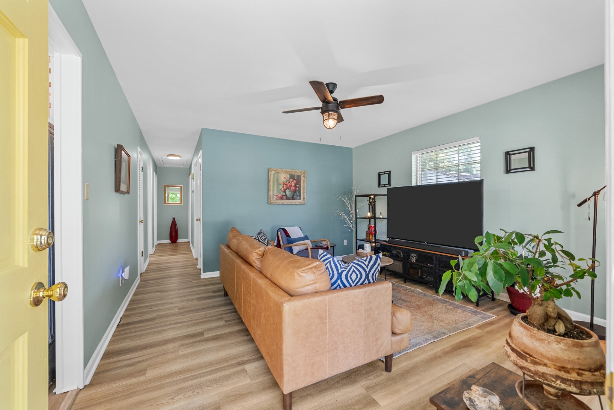 2626 Kenwood Dr Property Photo 6