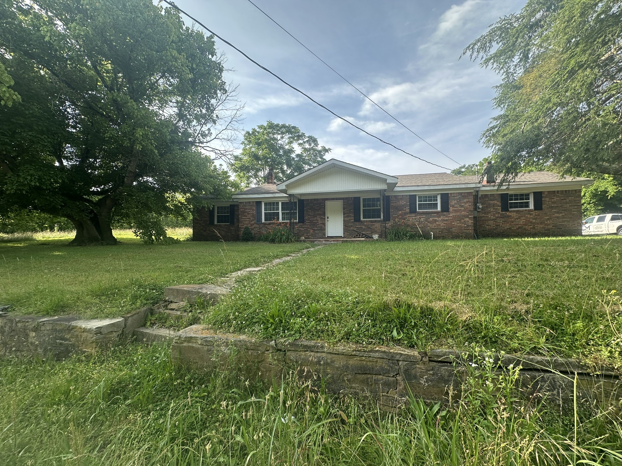 1604 Cane Creek Cummingsville Rd Property Photo 1