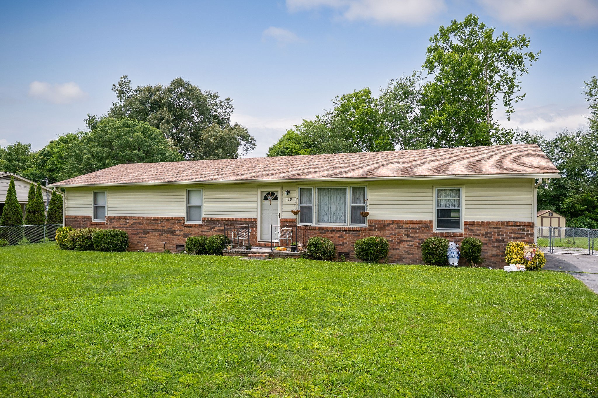 939 Indian Hills Rd Property Photo 1