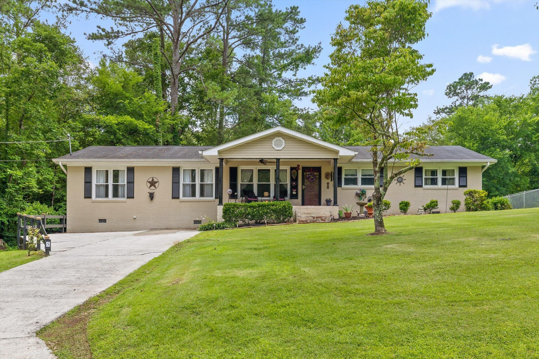 5 Alpine Drive Property Photo 1