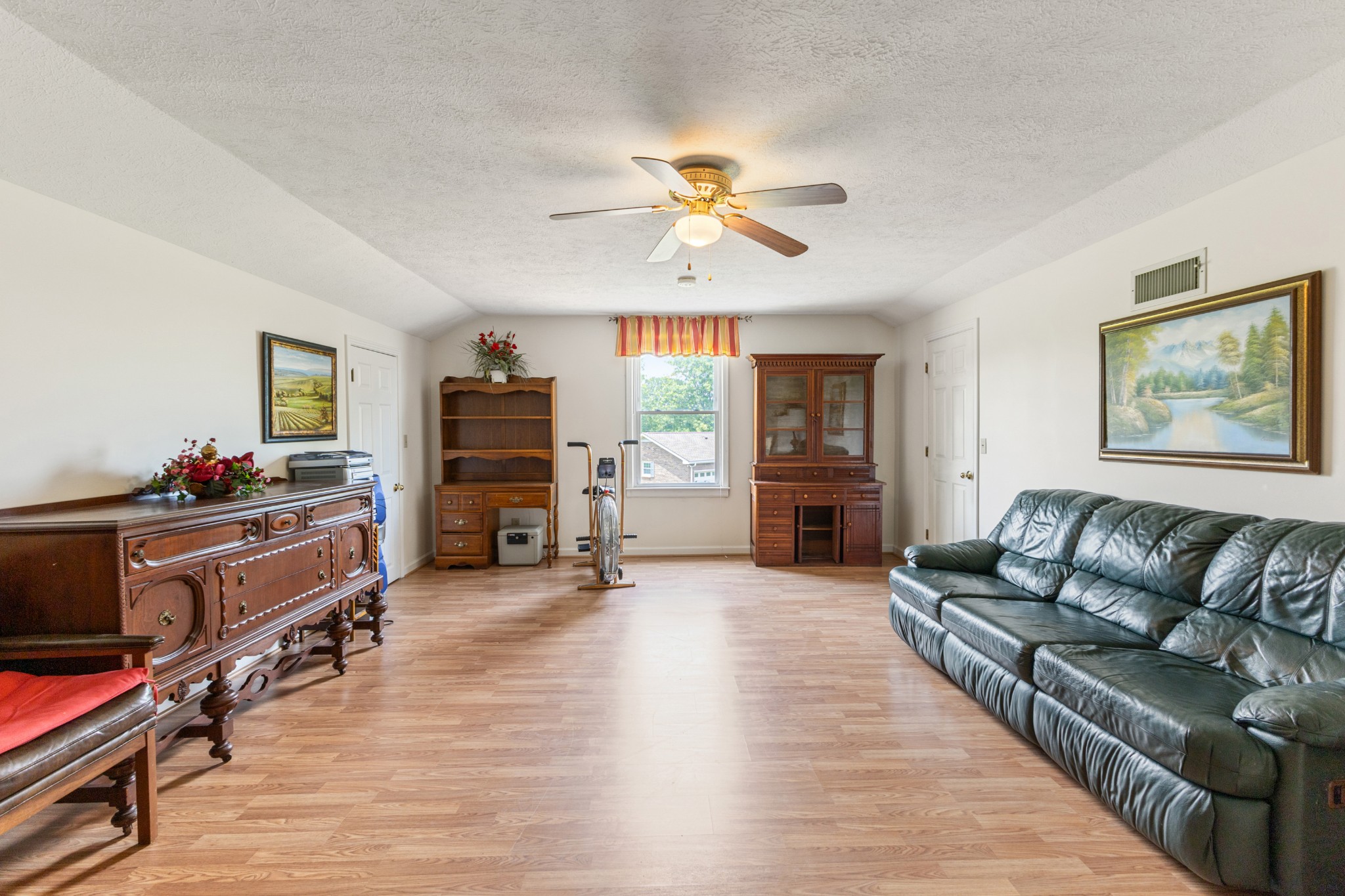 1613 Ponderosa Trl Property Photo 23