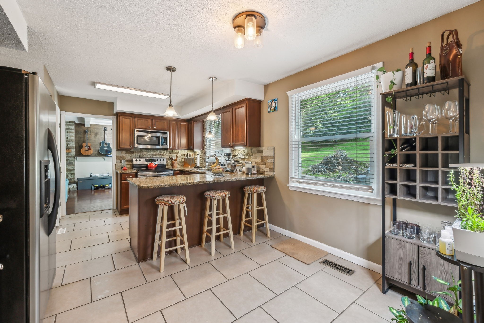 109 Cloverdale Ct Property Photo 17