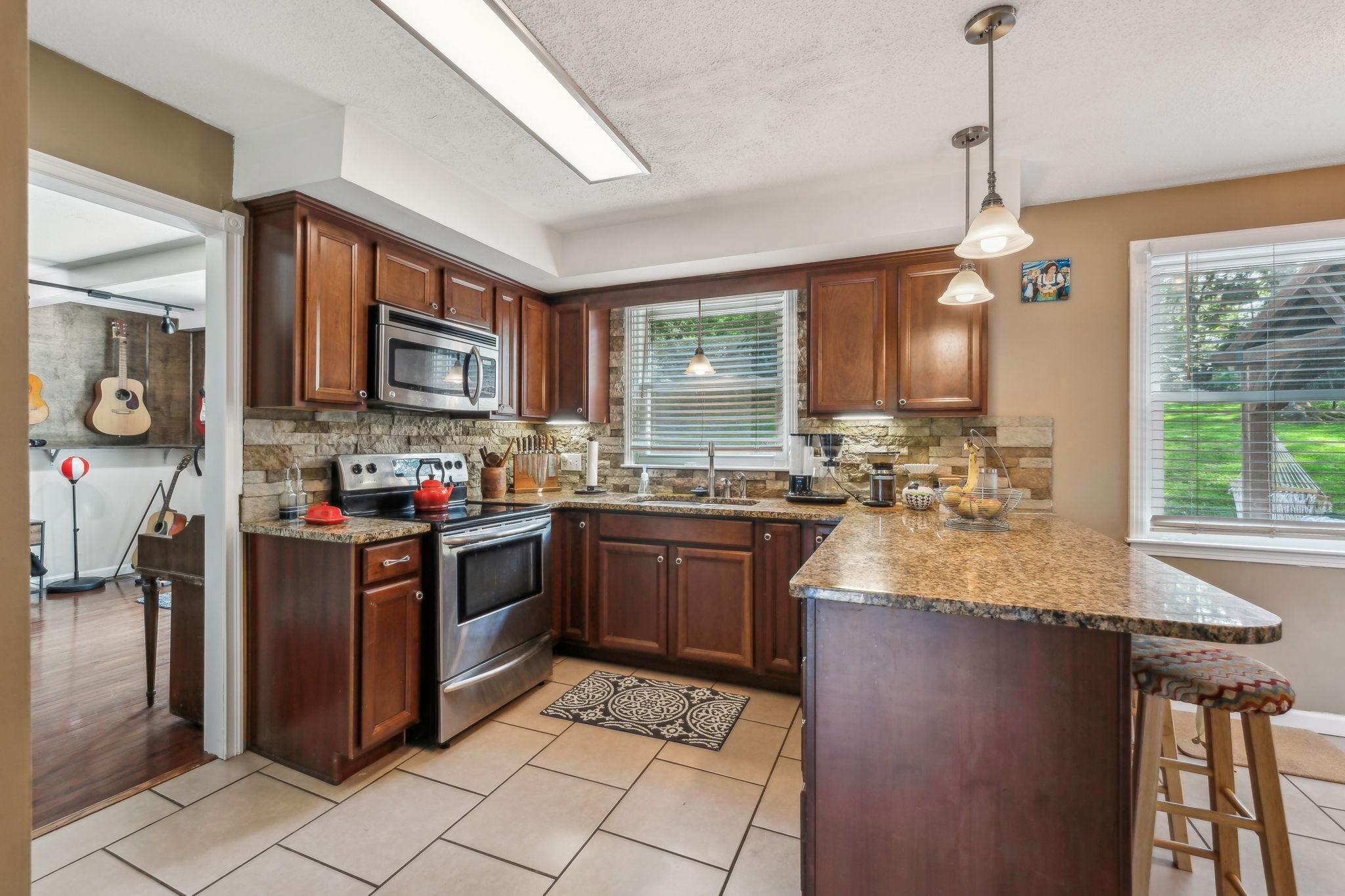 109 Cloverdale Ct Property Photo 20