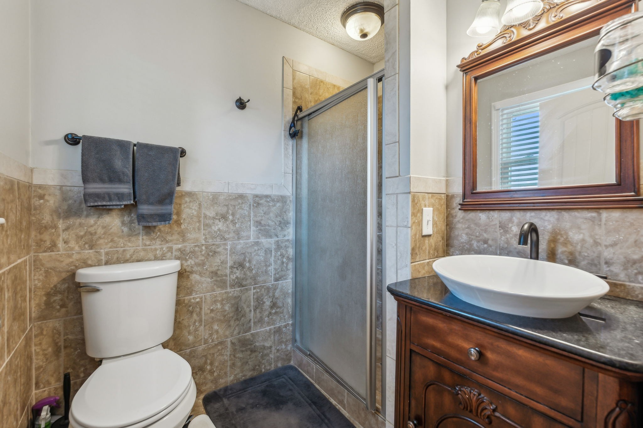 109 Cloverdale Ct Property Photo 24