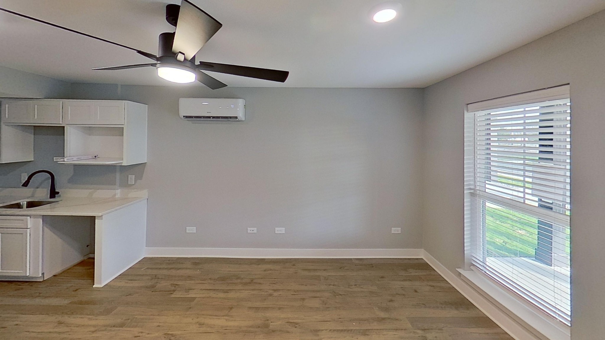 661 Gustaf Dr Property Photo 43