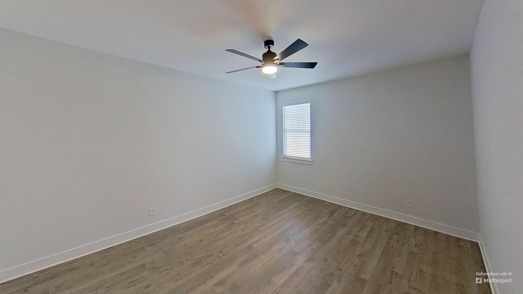 657 Gustaf Dr Property Photo 18