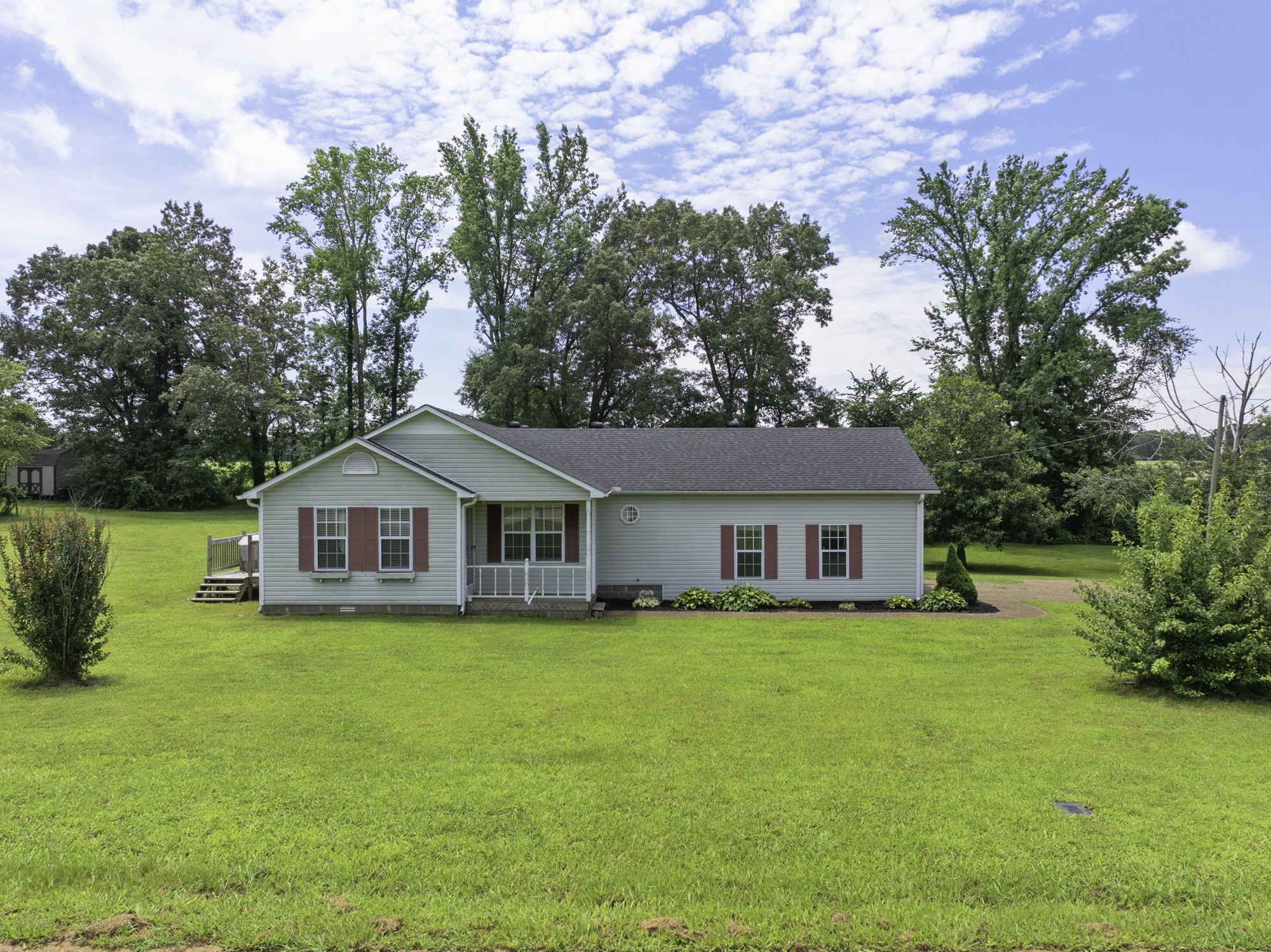 481 Pratt Cir Property Photo 1