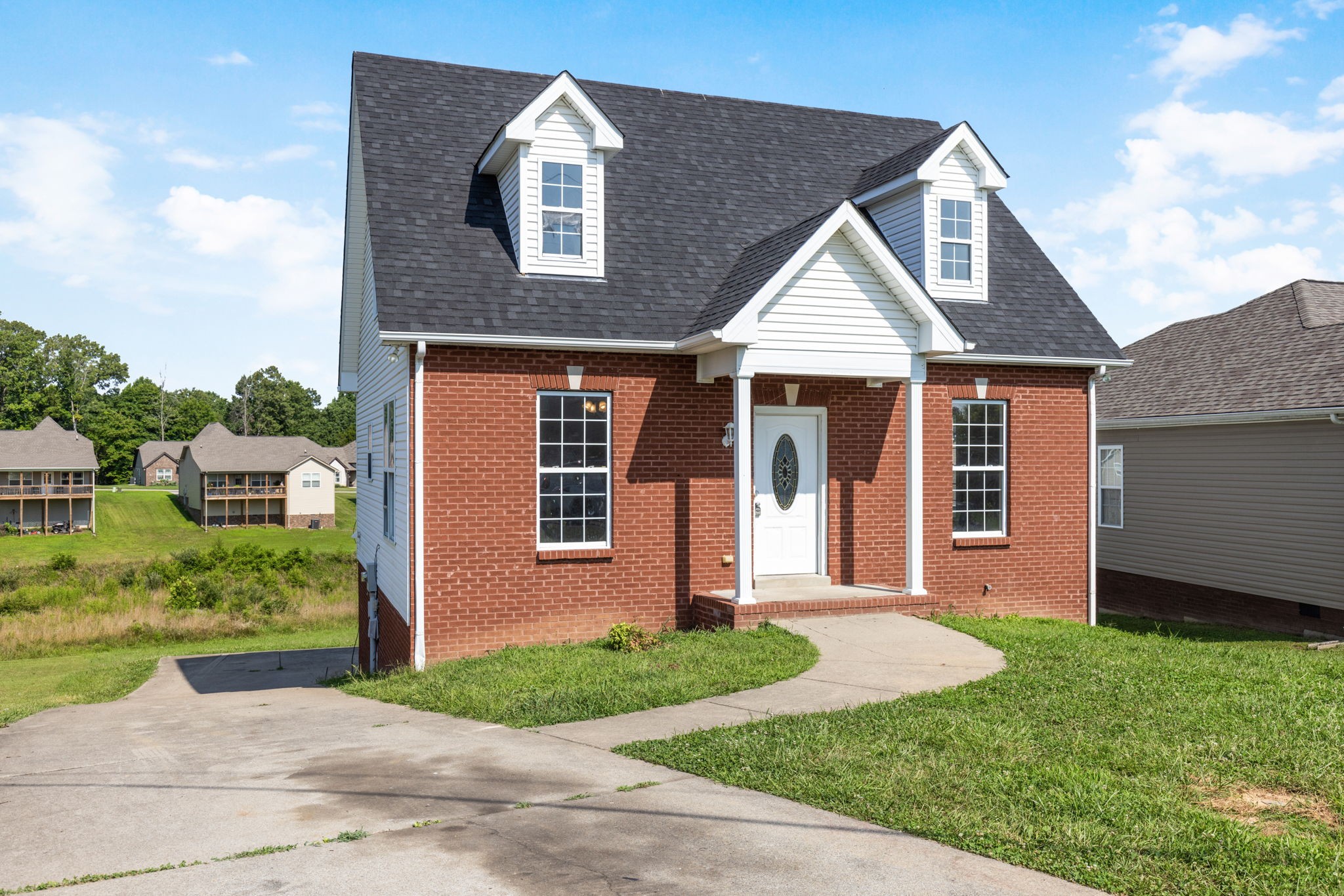467 Berry Cir Property Photo 3