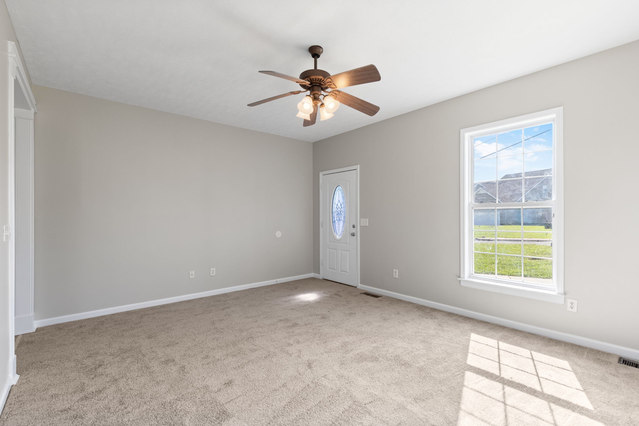 467 Berry Cir Property Photo 8