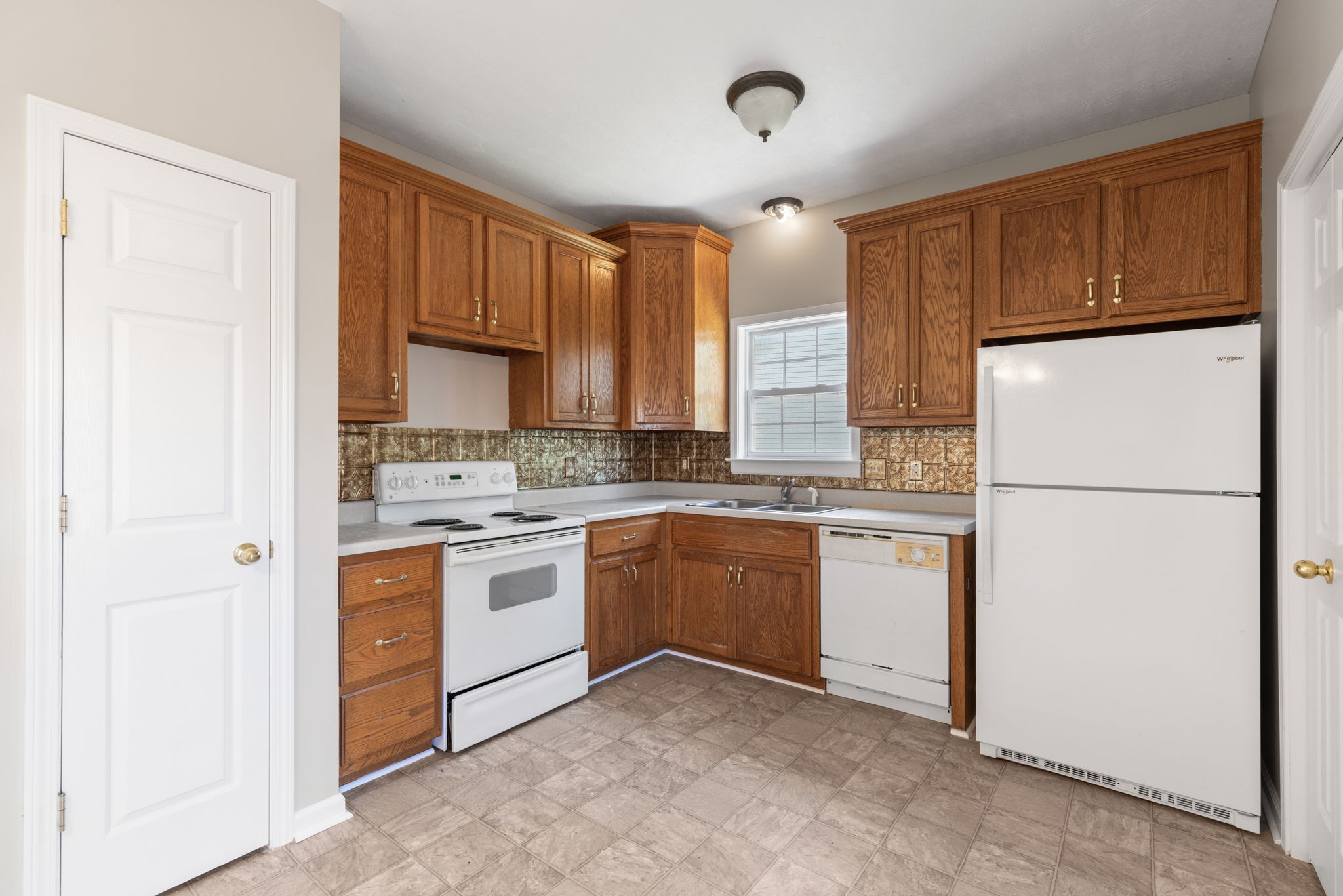 467 Berry Cir Property Photo 12