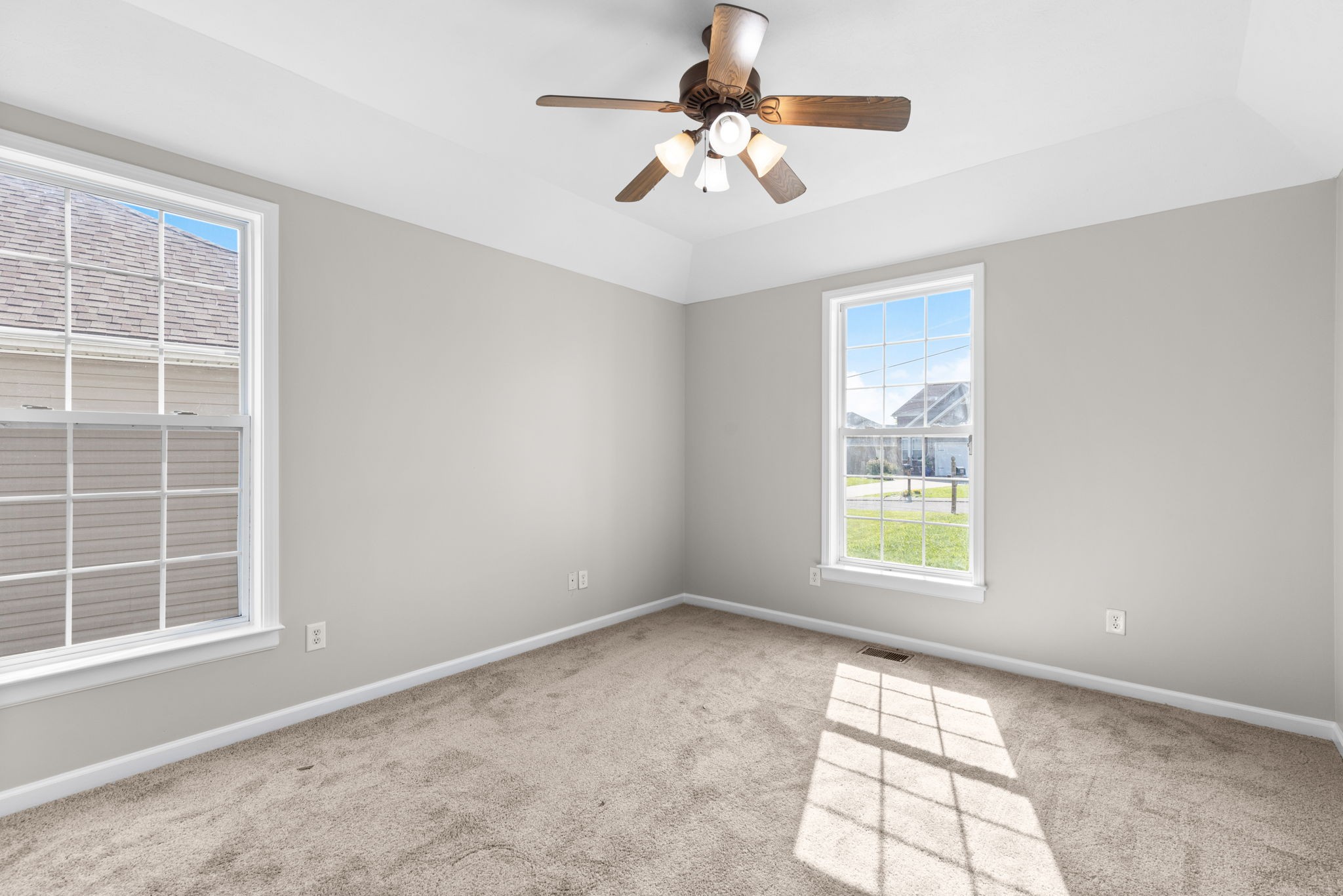 467 Berry Cir Property Photo 16
