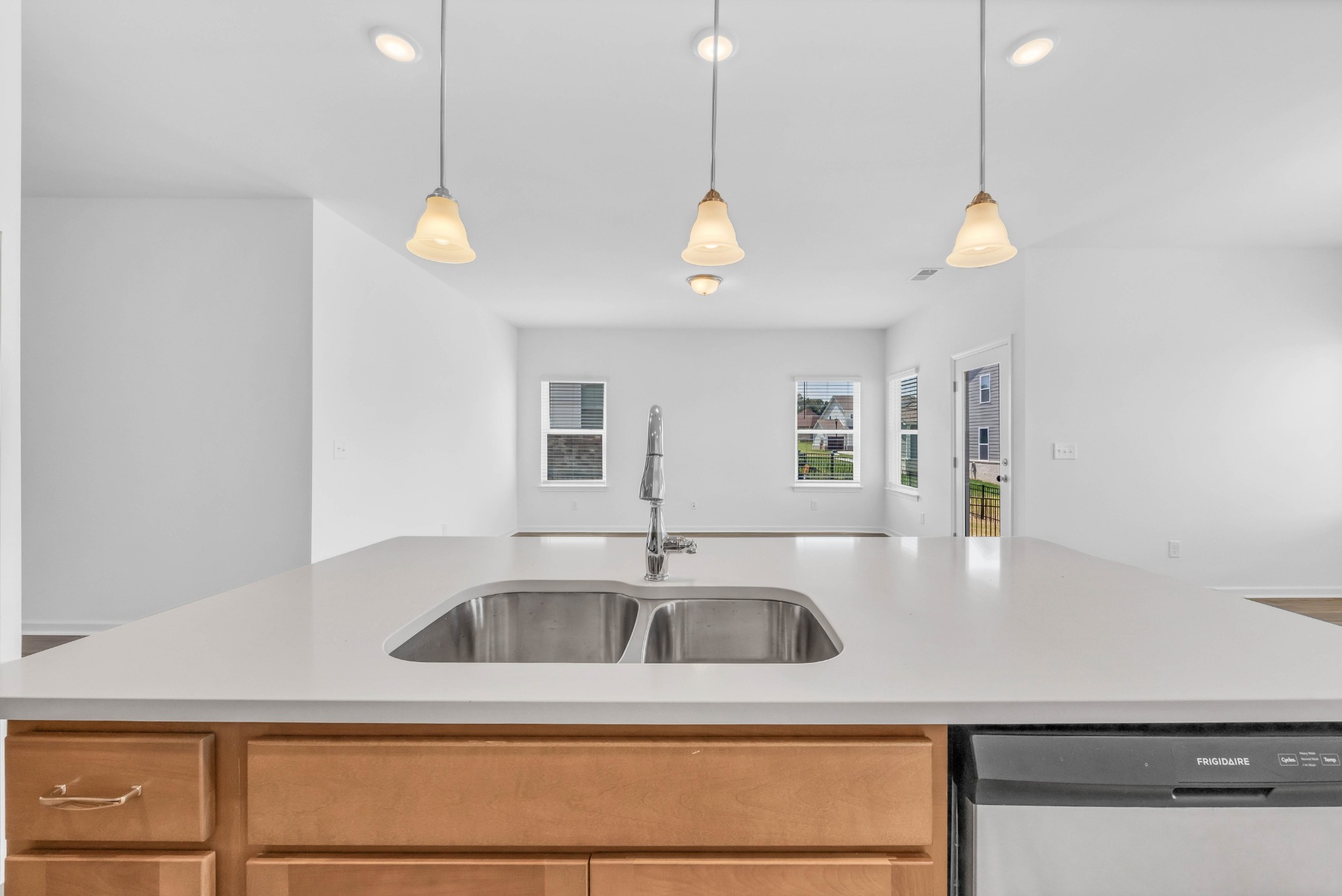 1424 English Oak Drive Property Photo 14