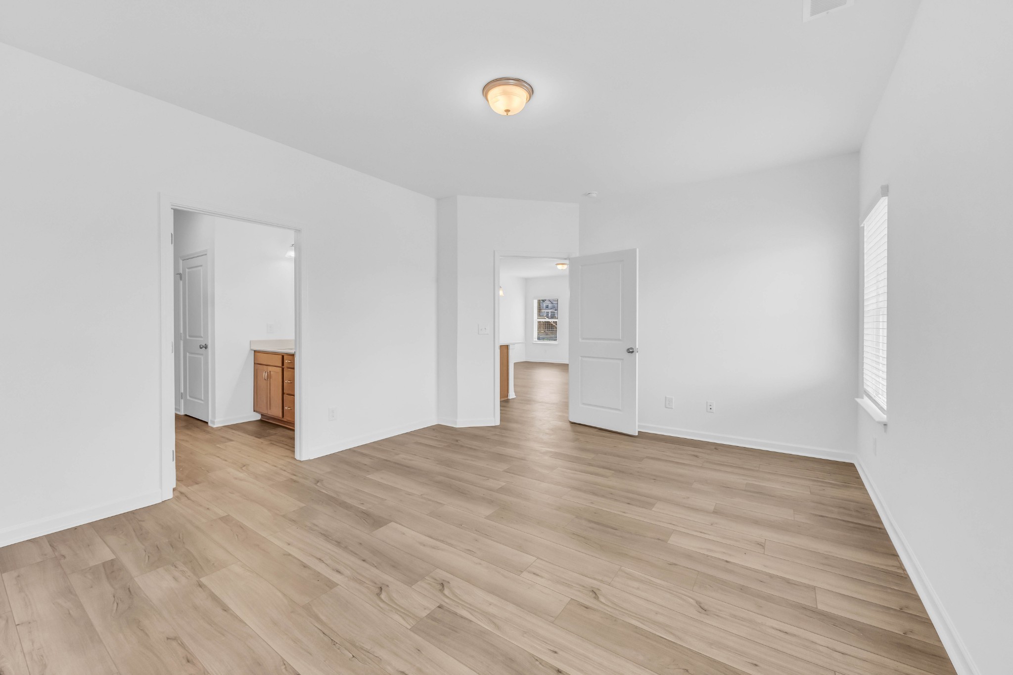 1424 English Oak Drive Property Photo 19