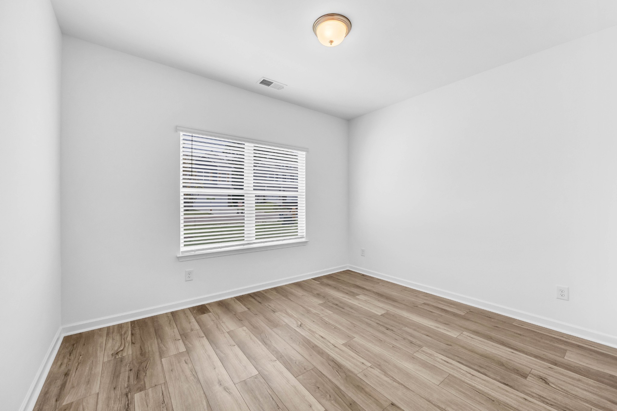 1424 English Oak Drive Property Photo 24