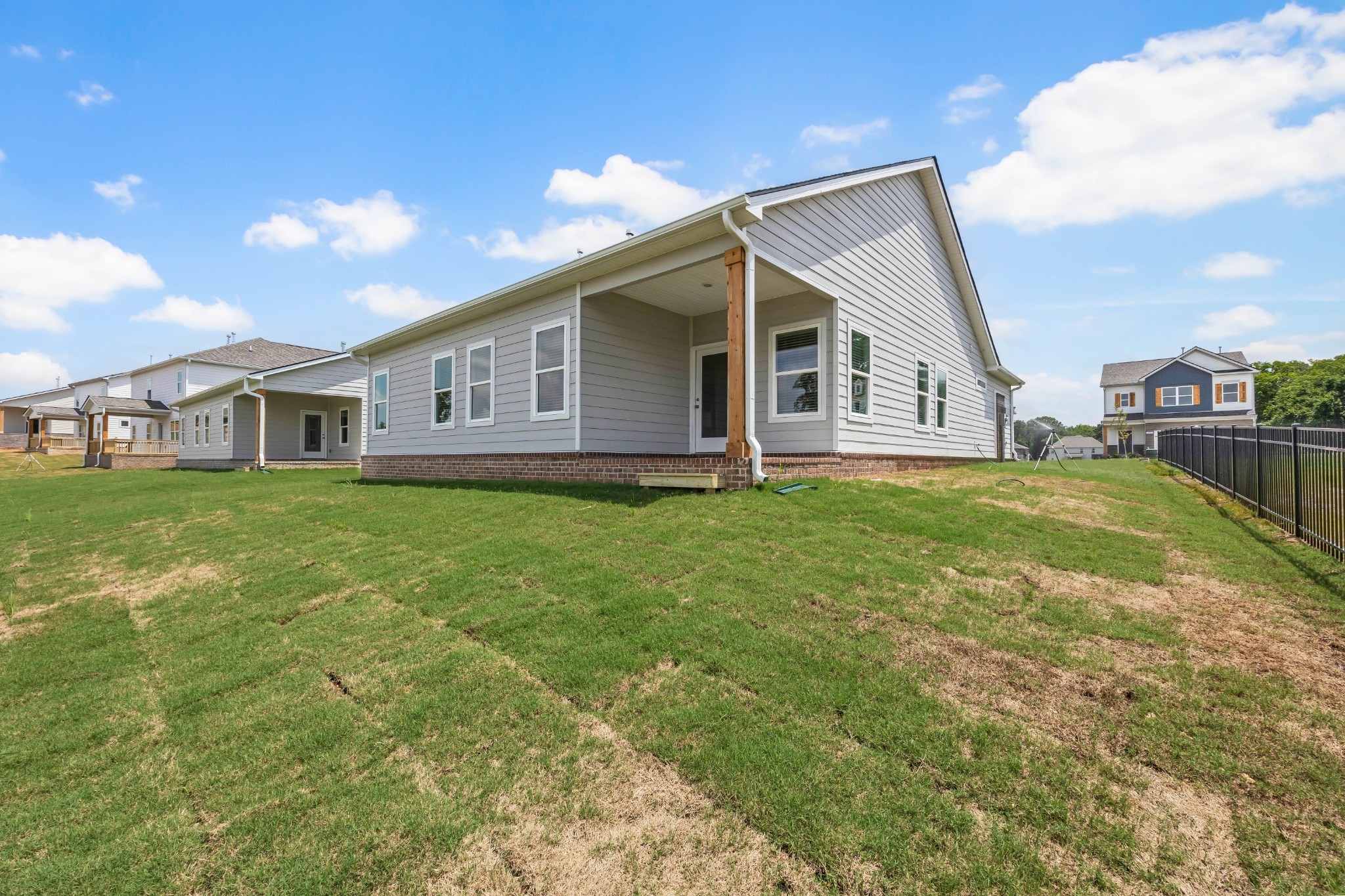 1424 English Oak Drive Property Photo 30