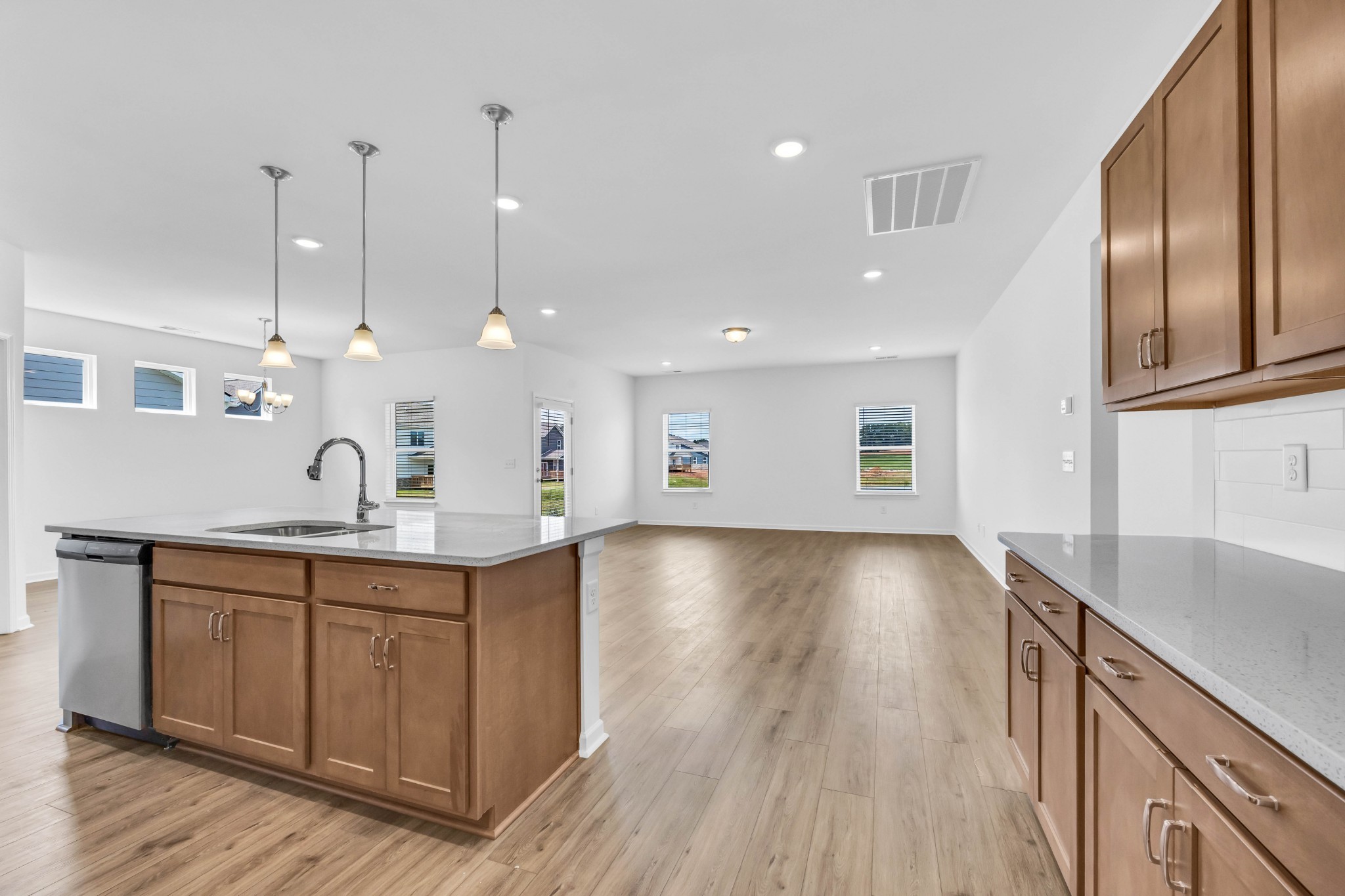 1420 English Oak Dr Property Photo 11