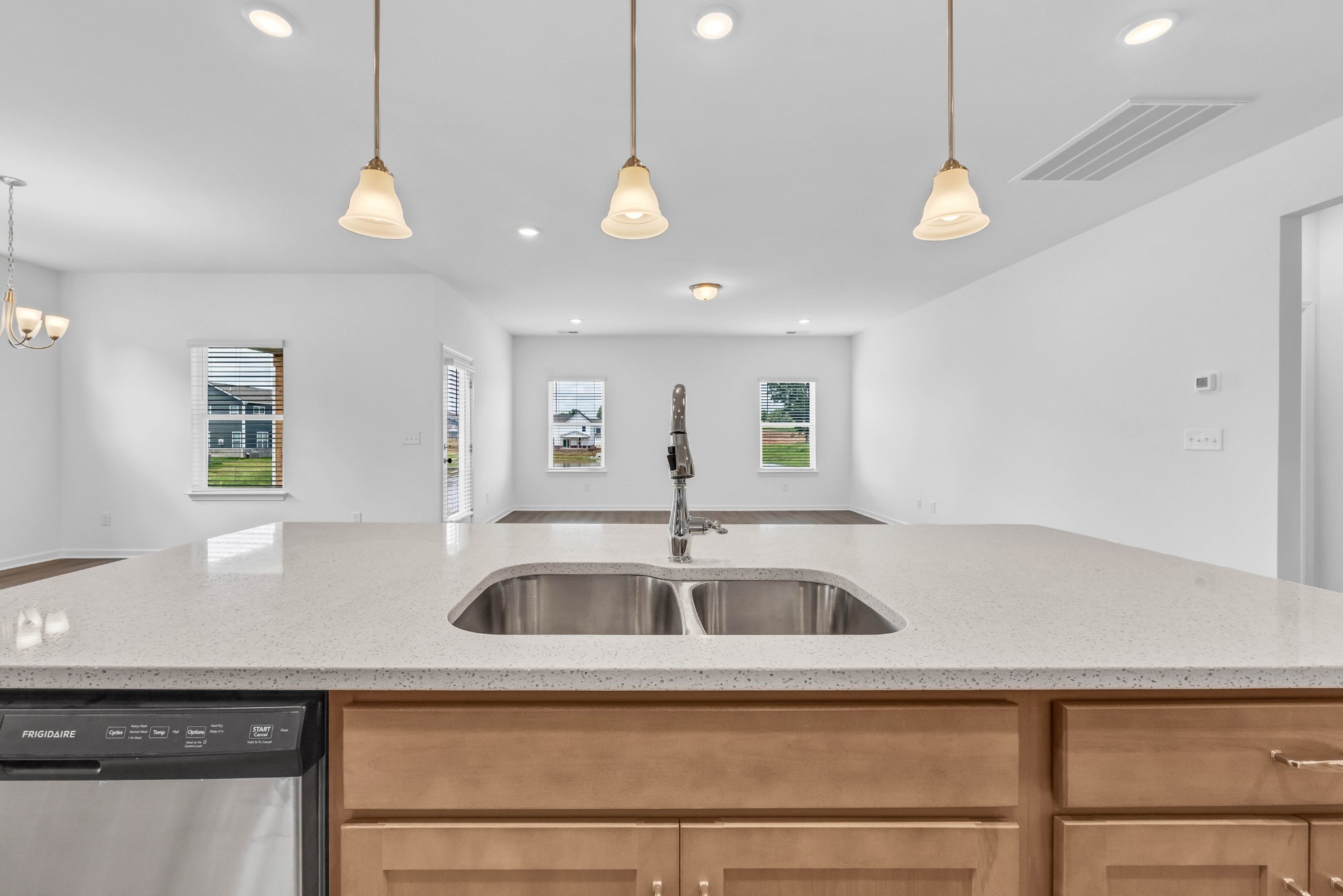 1420 English Oak Dr Property Photo 16