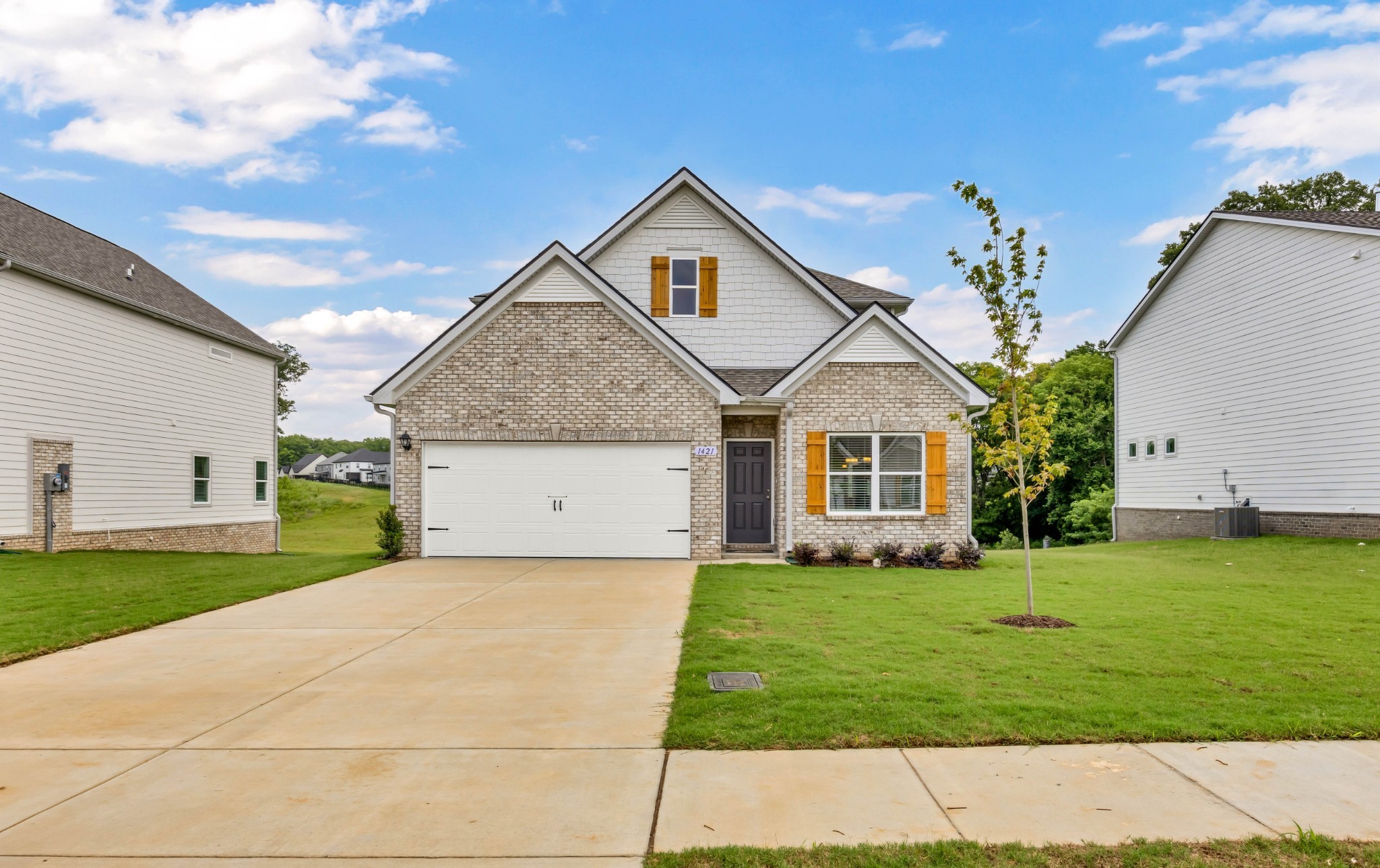 1421 English Oak Drive Property Photo 4