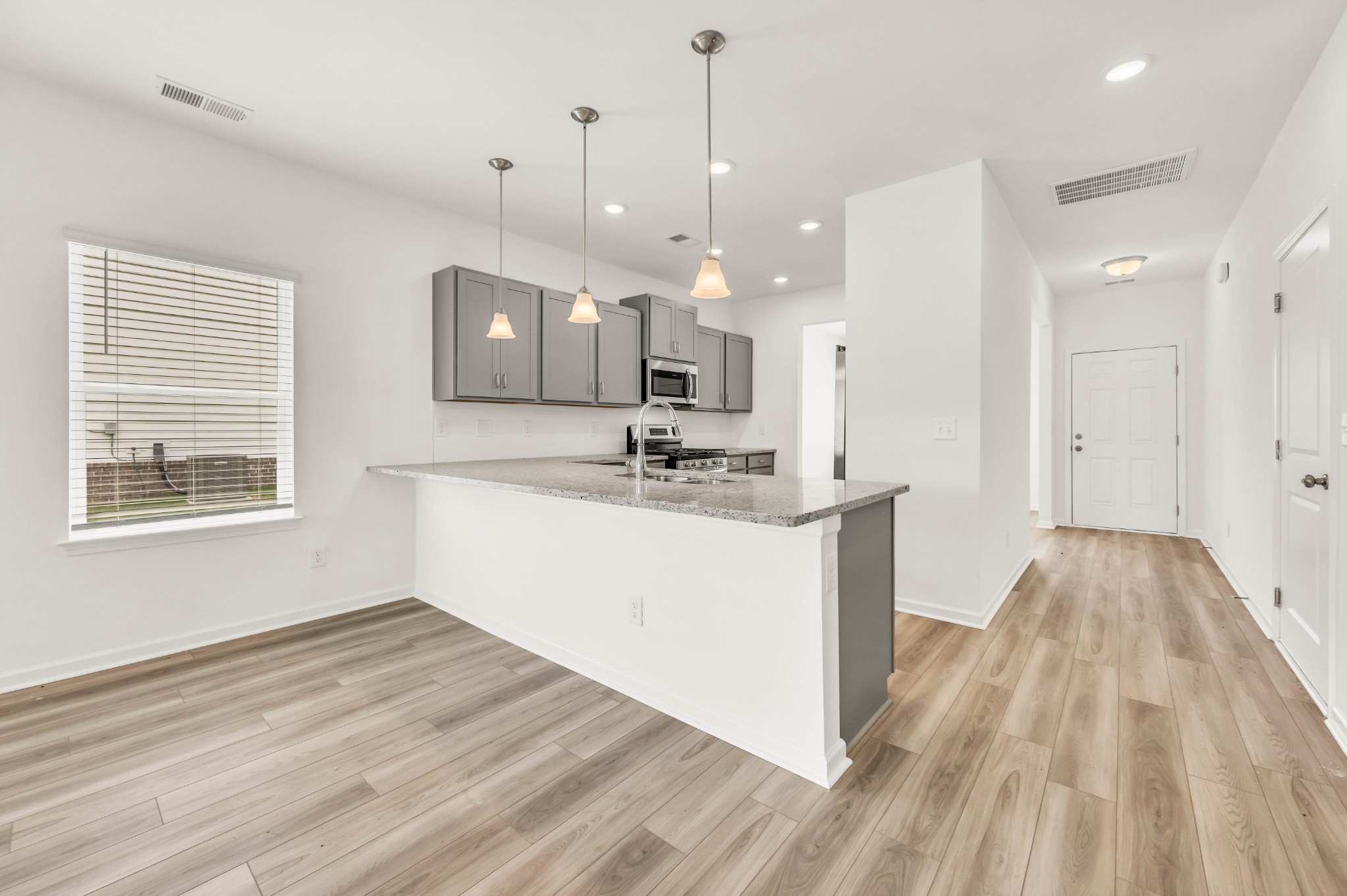 1421 English Oak Drive Property Photo 14
