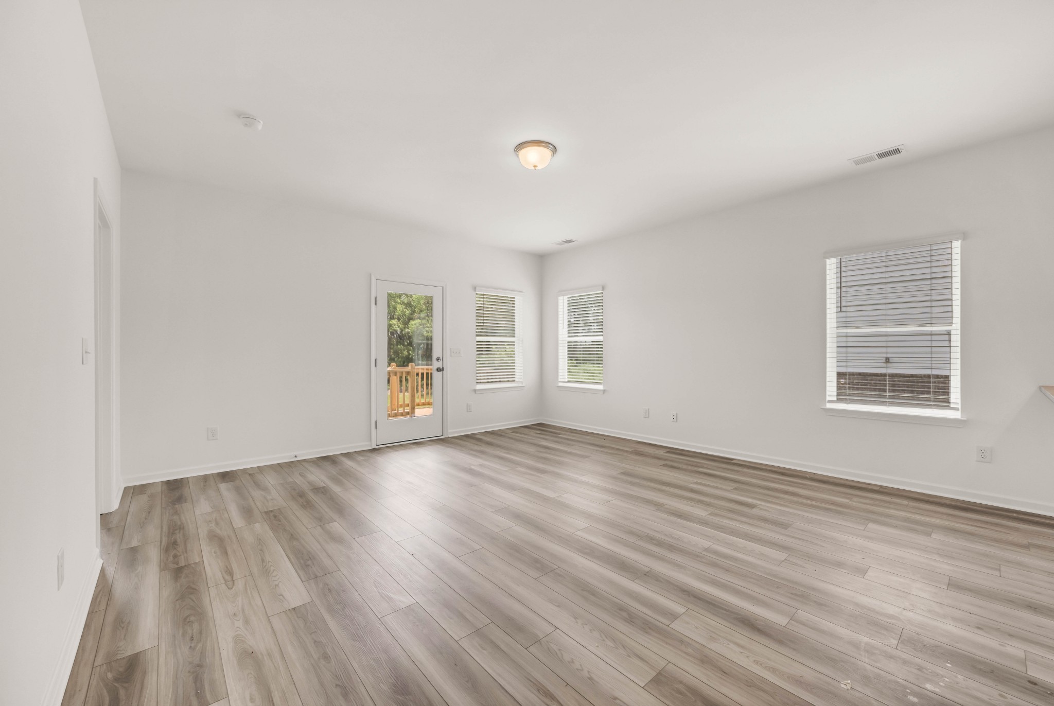 1421 English Oak Drive Property Photo 16