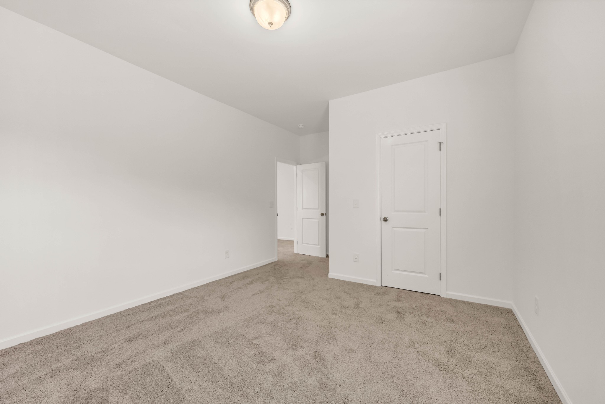1421 English Oak Drive Property Photo 28