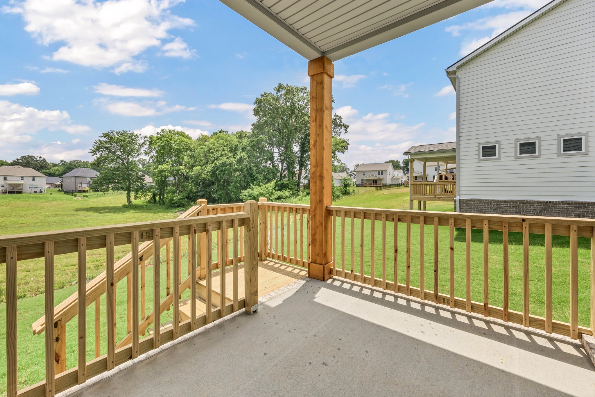 1421 English Oak Drive Property Photo 32