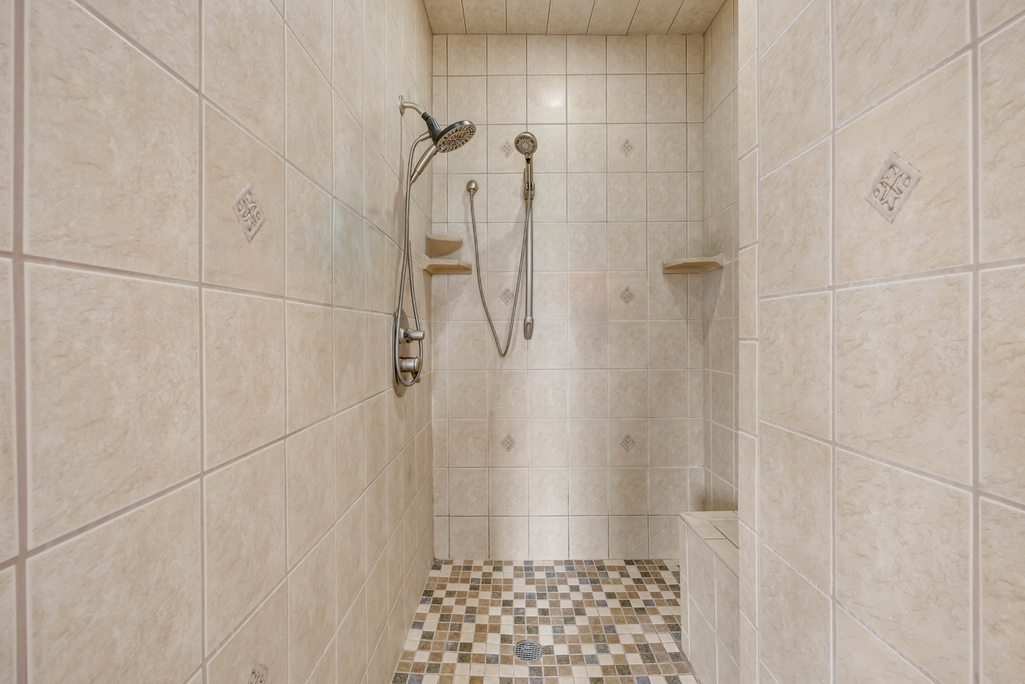 421 Treemont Dr Property Photo 28