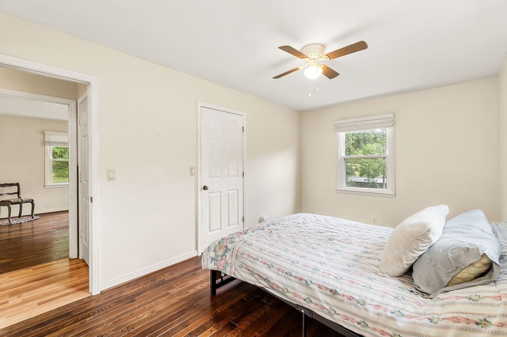 4053 Freehill Rd Property Photo 11