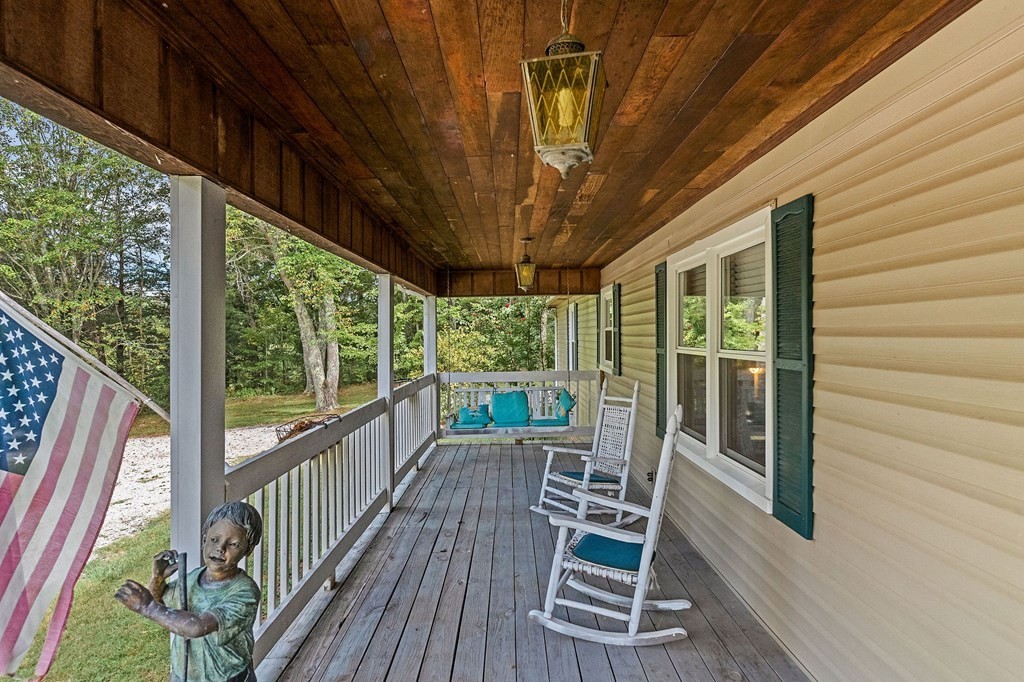 4053 Freehill Rd Property Photo 32