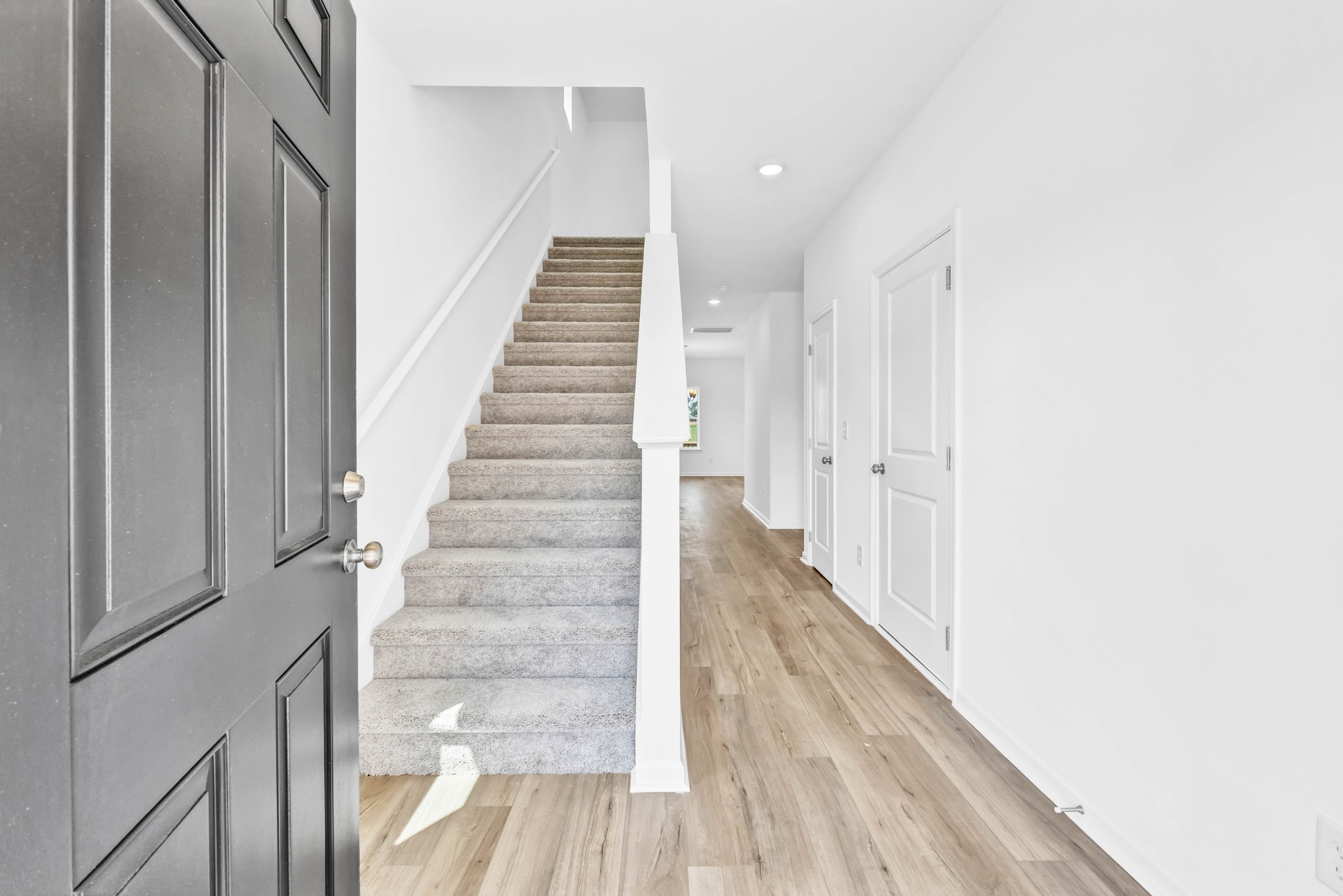 1412 English Oak Drive Property Photo 8