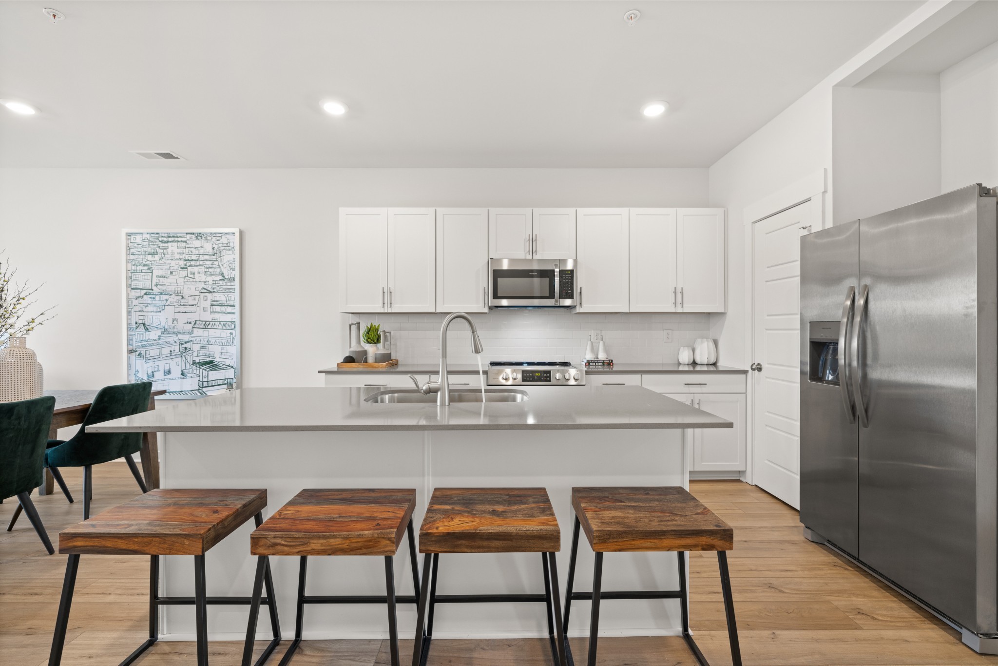 1611 Manuka Lane Property Photo 1