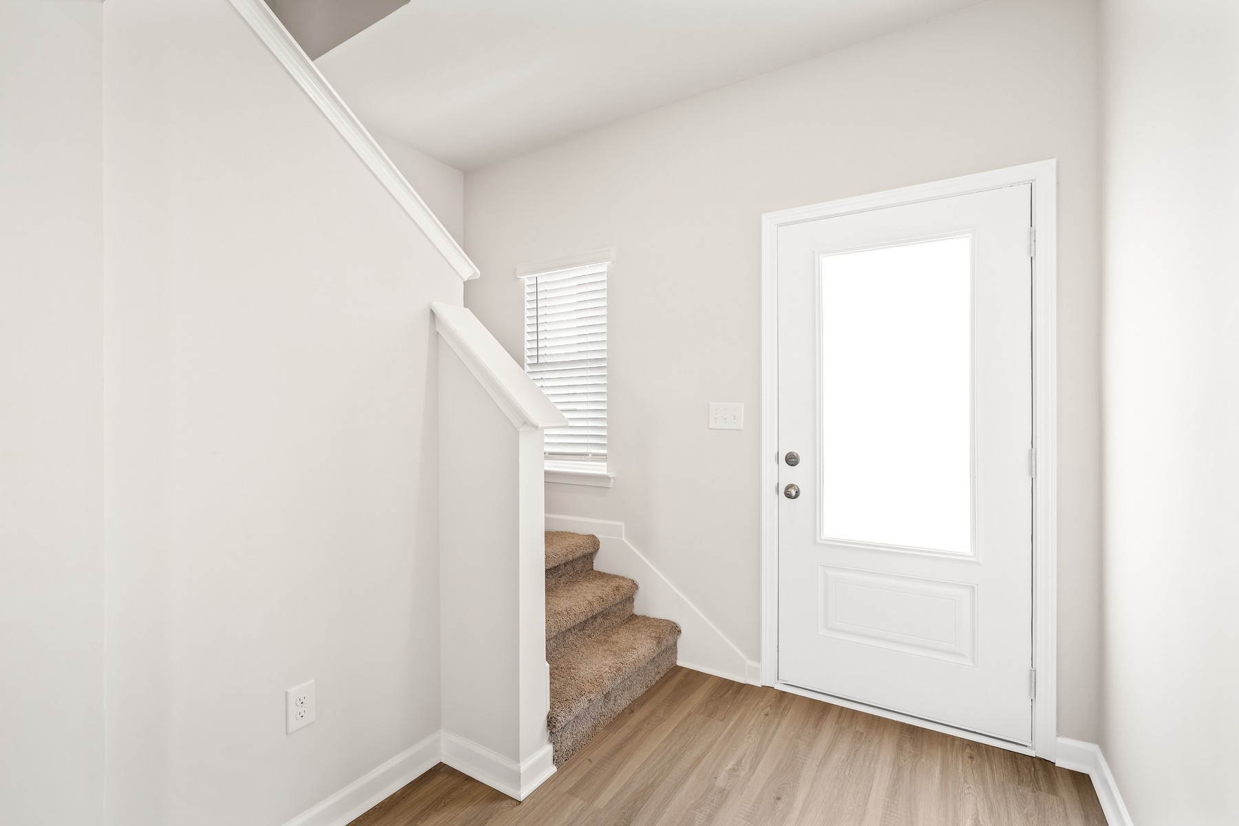 2040 Lala Loop Property Photo 2
