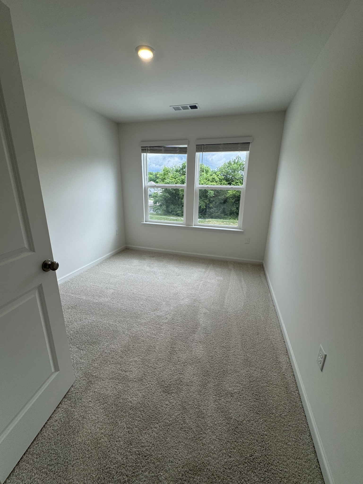 426 Blair Rd Property Photo 24