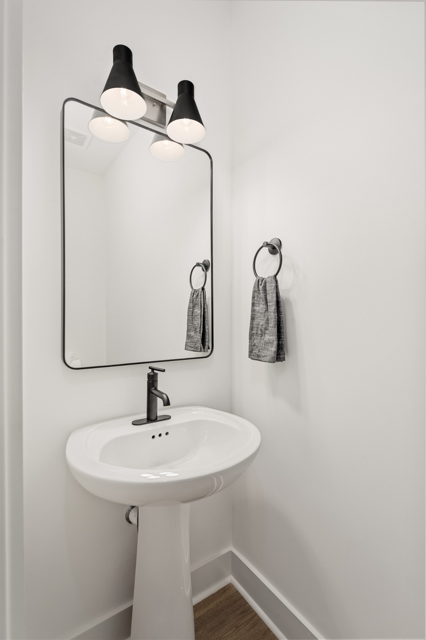 114 Portico Pl Property Photo 8