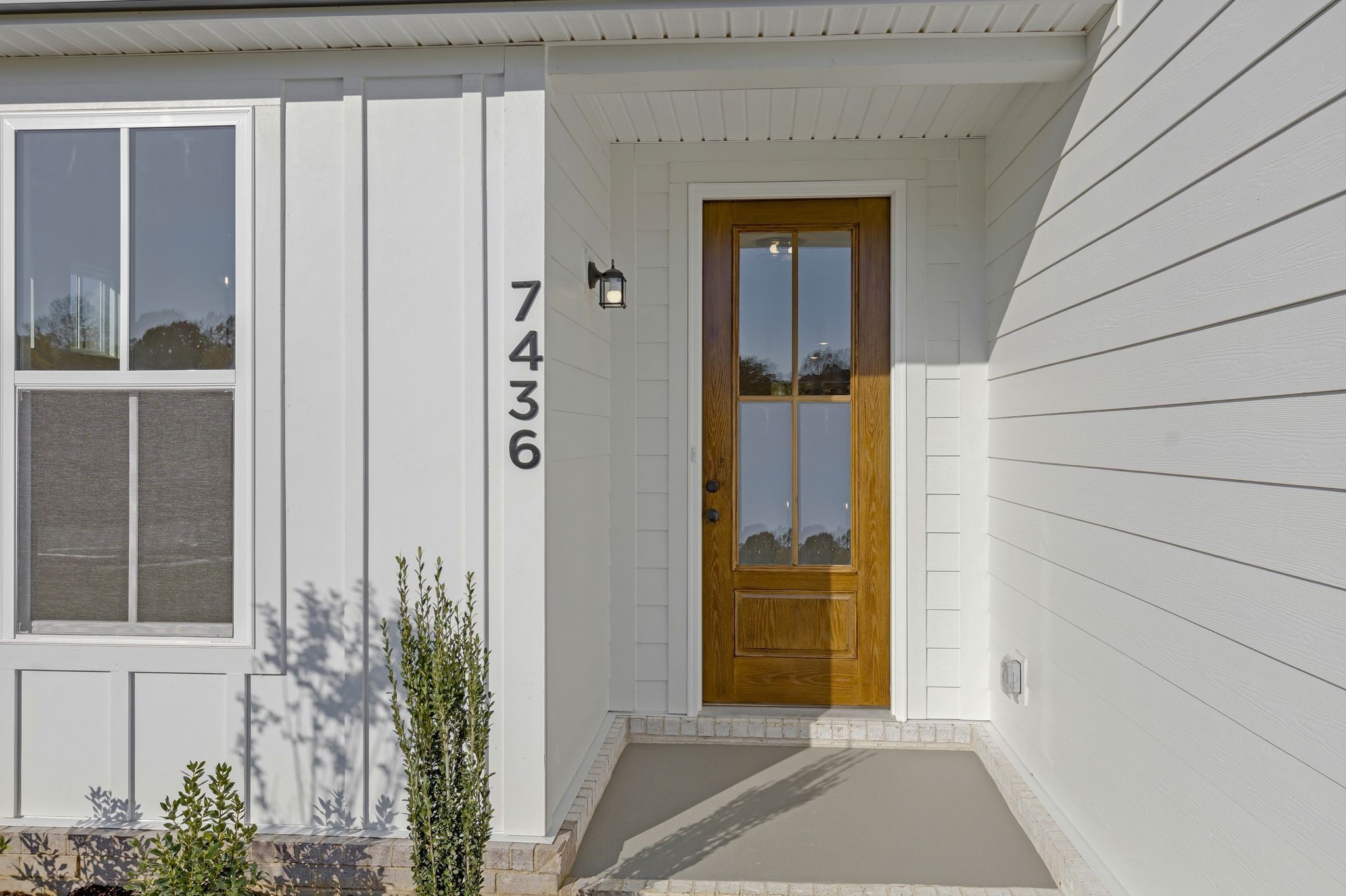 211 Cornice Dr Property Photo 1