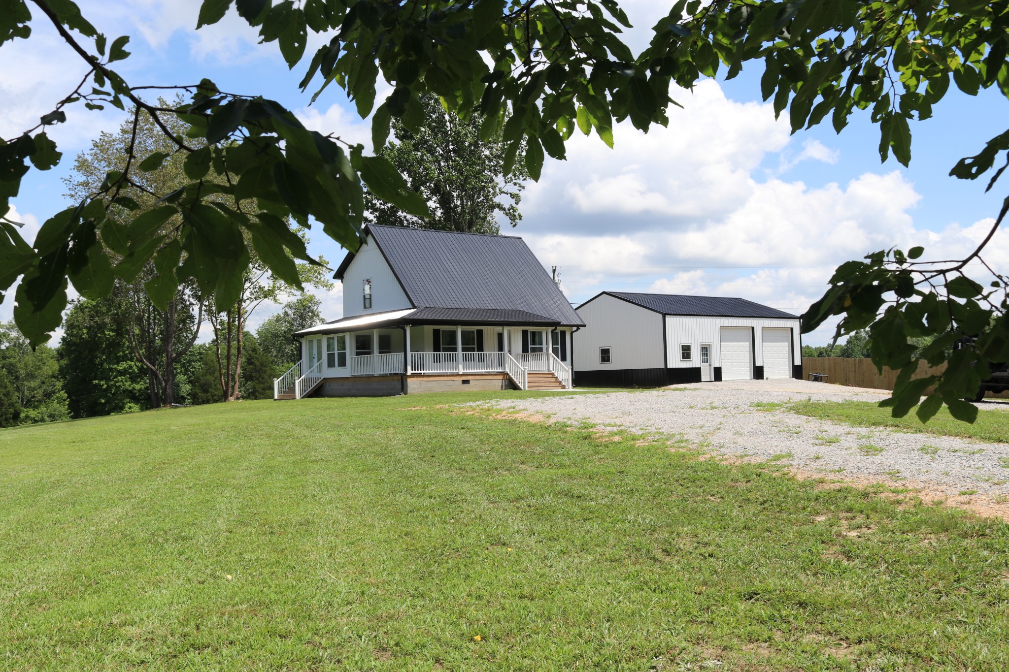 5988 Fly Hollow Rd Property Photo 1