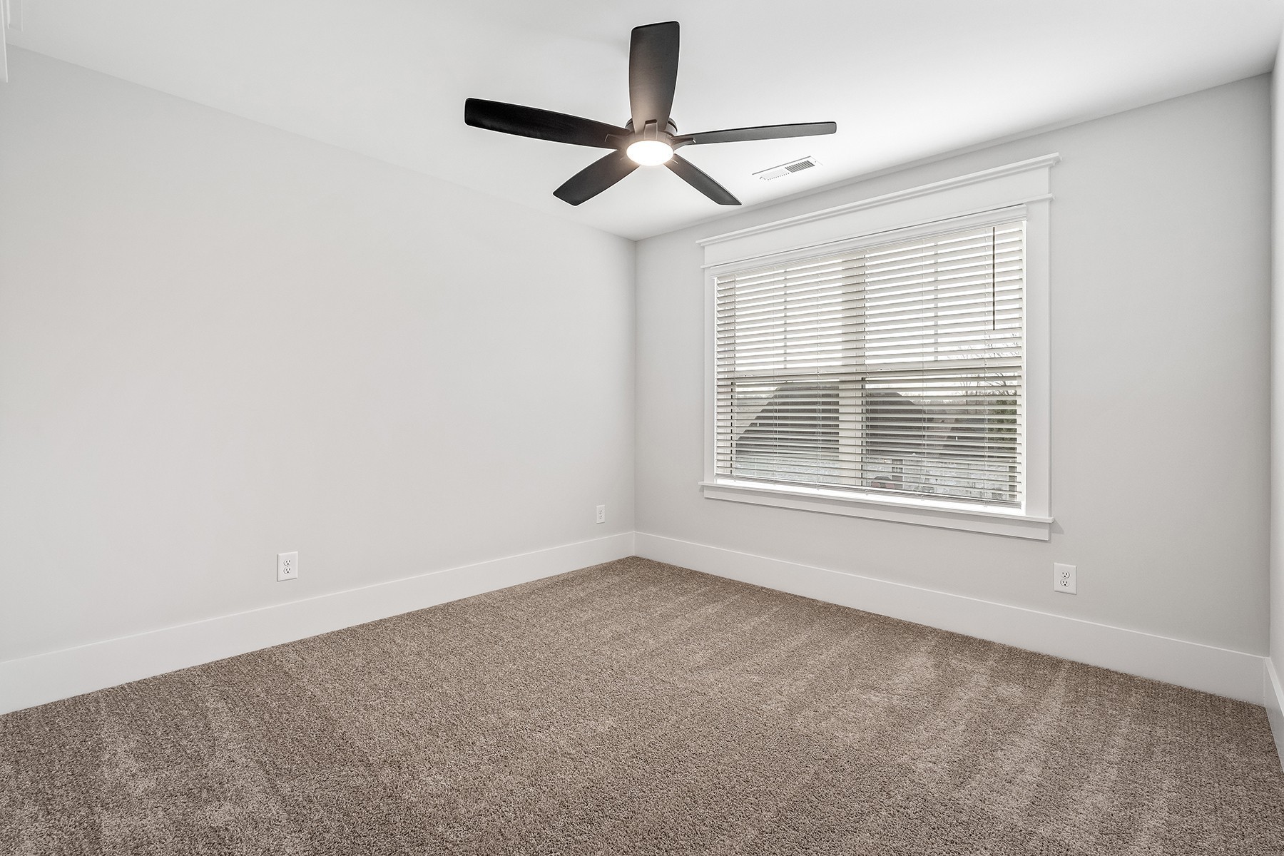 528 Kingwood Lane Property Photo 14