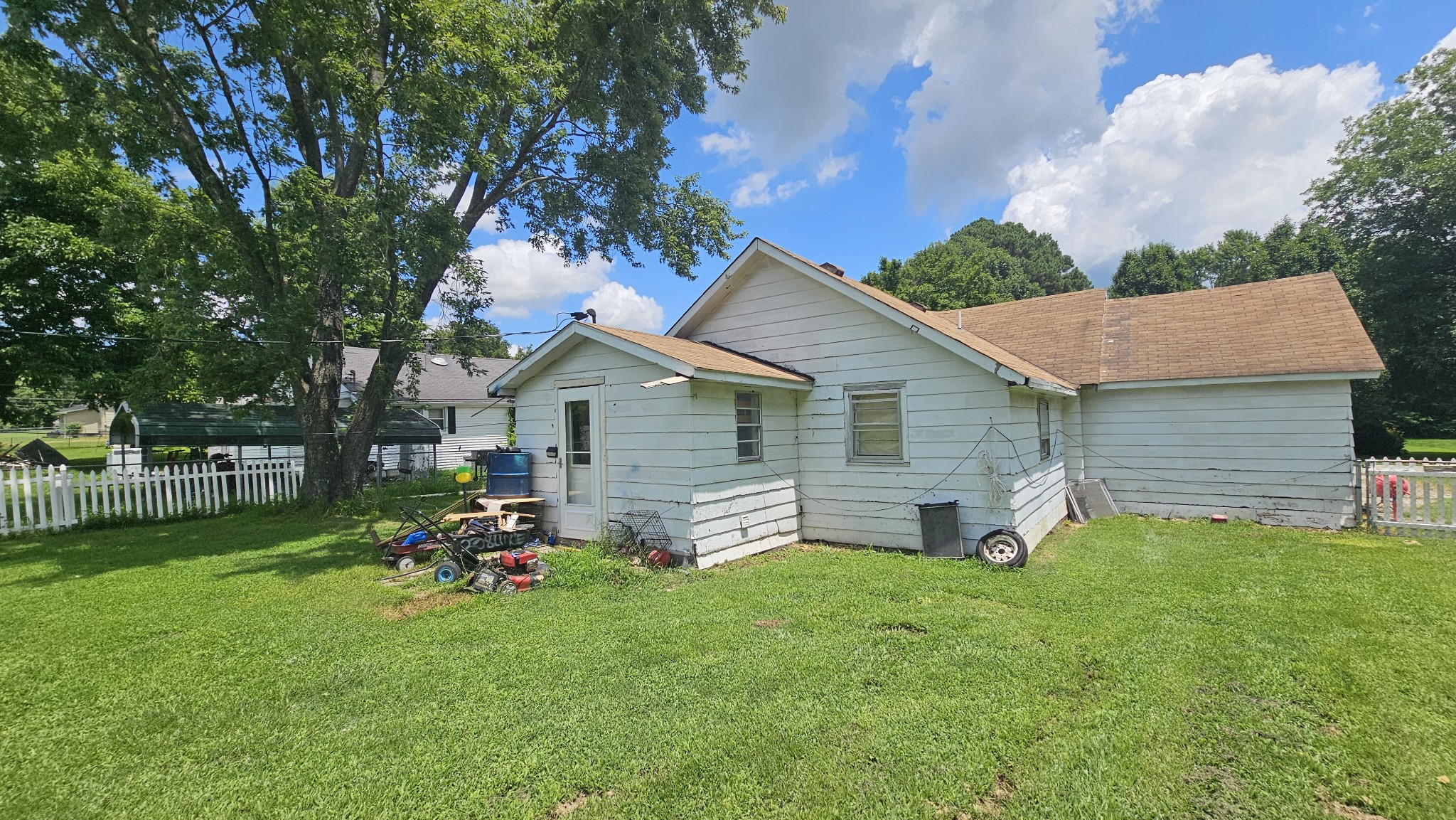 238 Linden St Property Photo 10