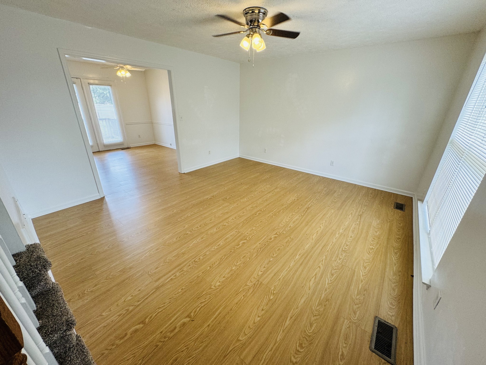 2507 Floyd Ave Property Photo 10