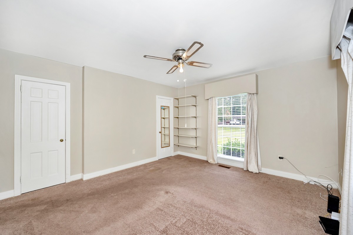 801 E Forrest St Property Photo 17