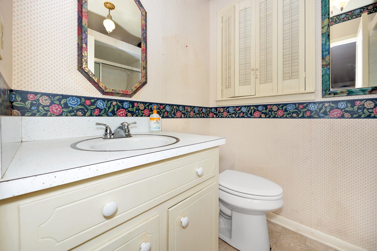 801 E Forrest St Property Photo 26