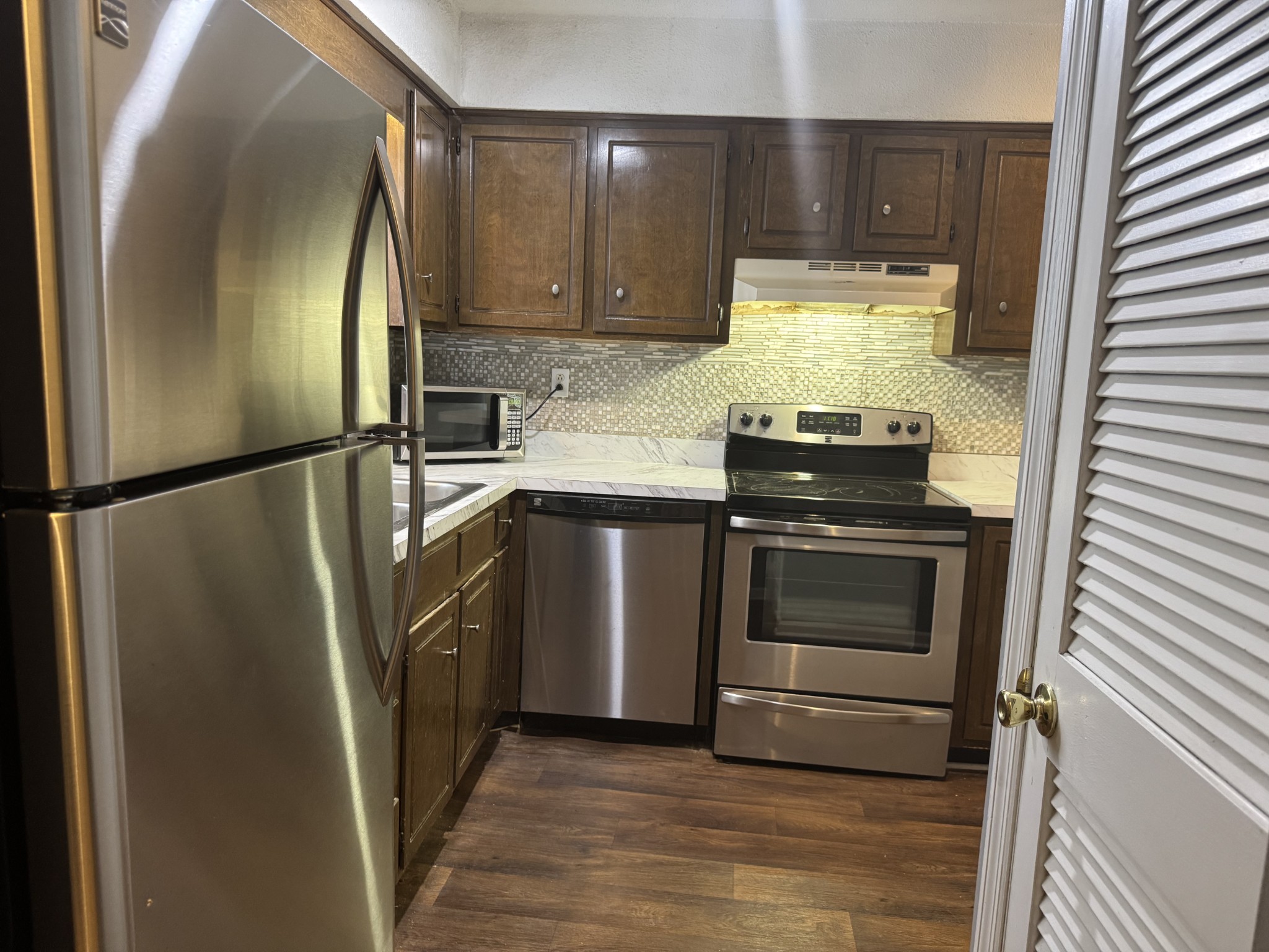 111 Carriage Place Property Photo 5