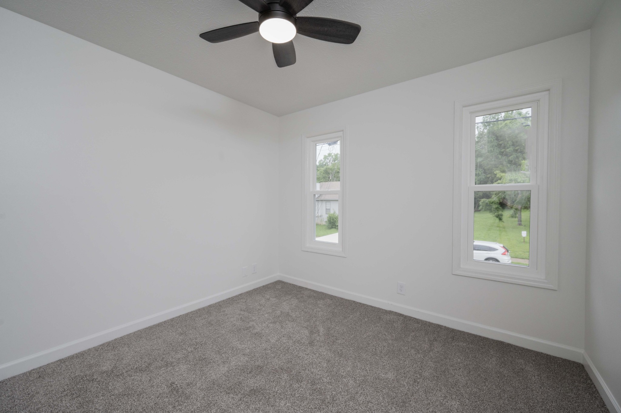 4037 Calumet Dr Property Photo 25