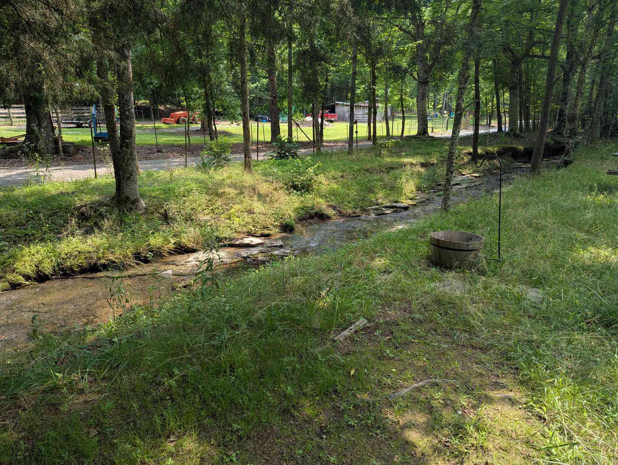 304 Fox Hollow Rd Property Photo 29