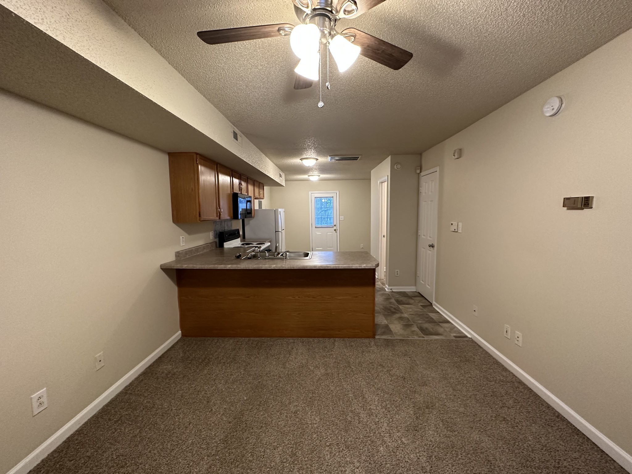 3822 Jockey Drive Property Photo 3