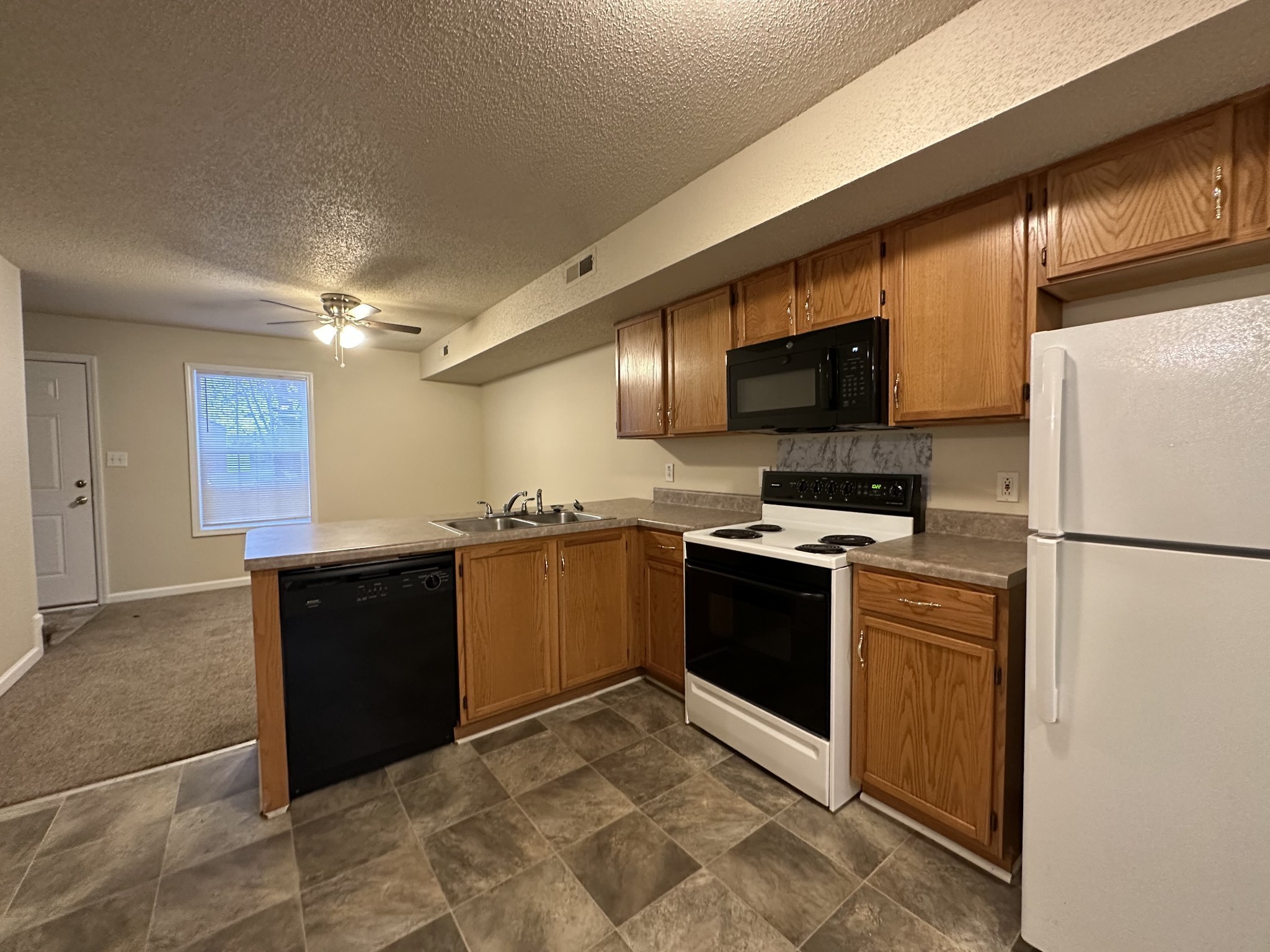 3822 Jockey Drive Property Photo 9