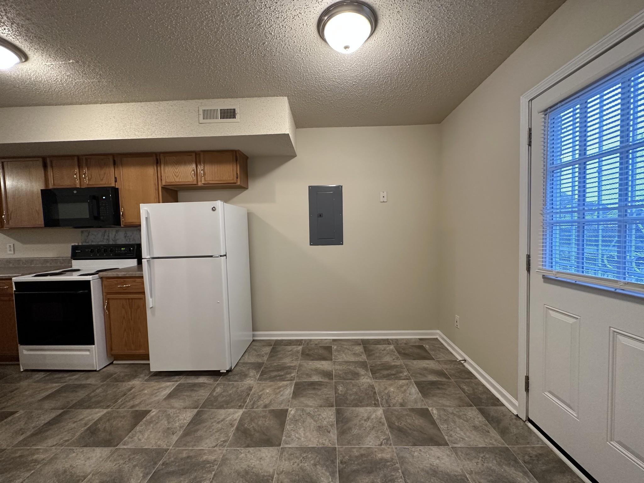 3822 Jockey Drive Property Photo 11