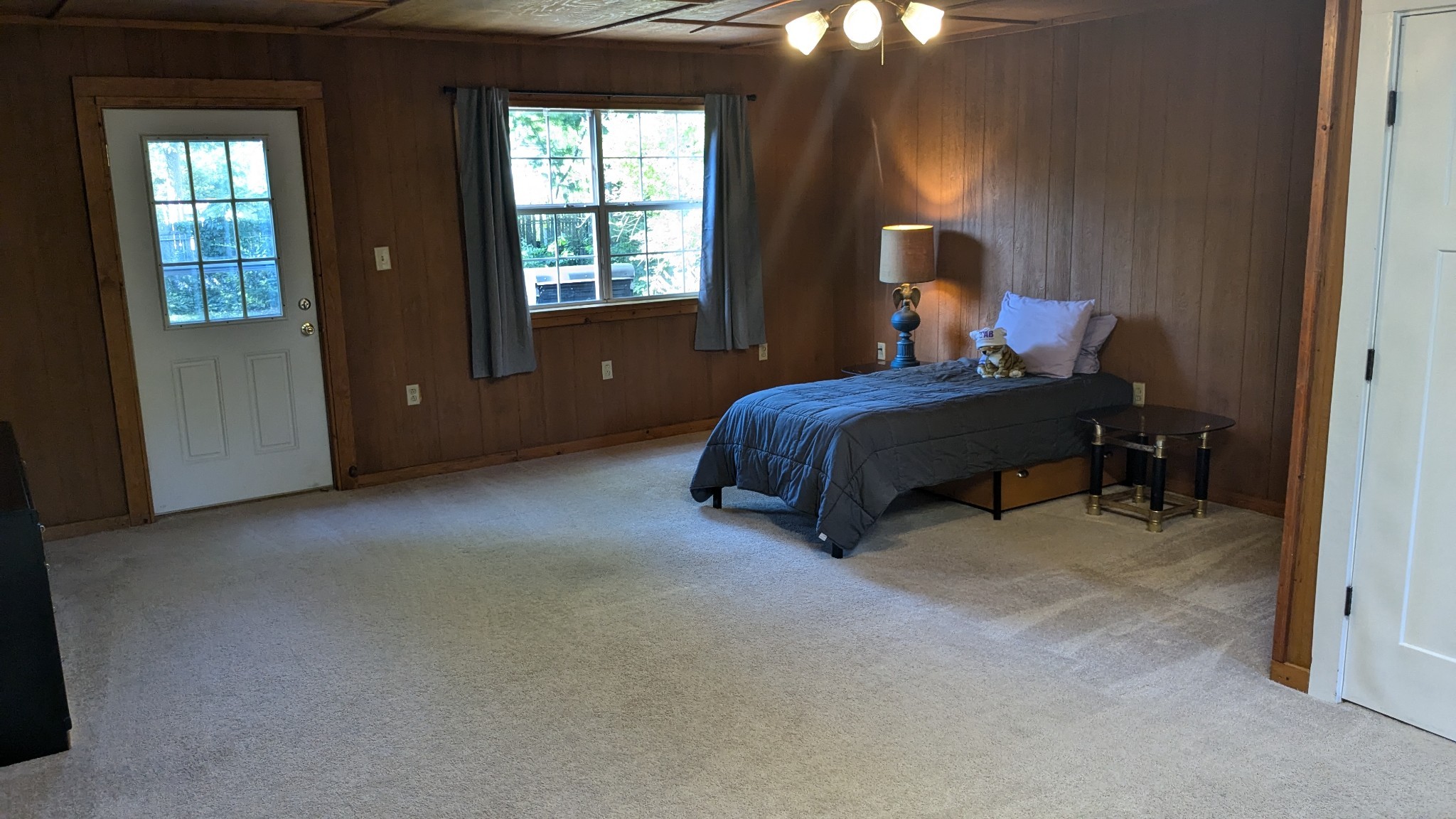 1215 Meadow Rd Property Photo 13