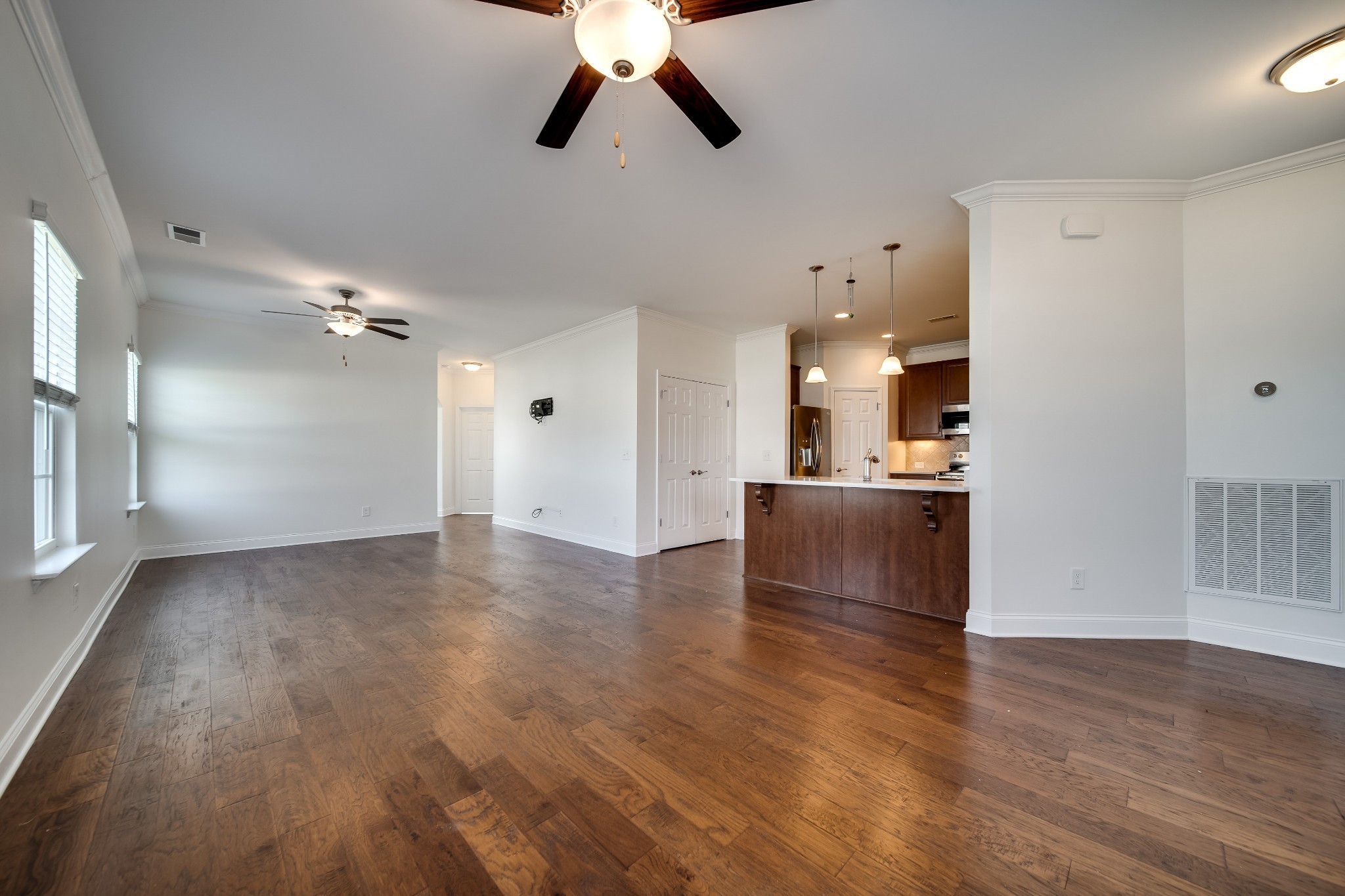 1647 Foston Ln Property Photo 11