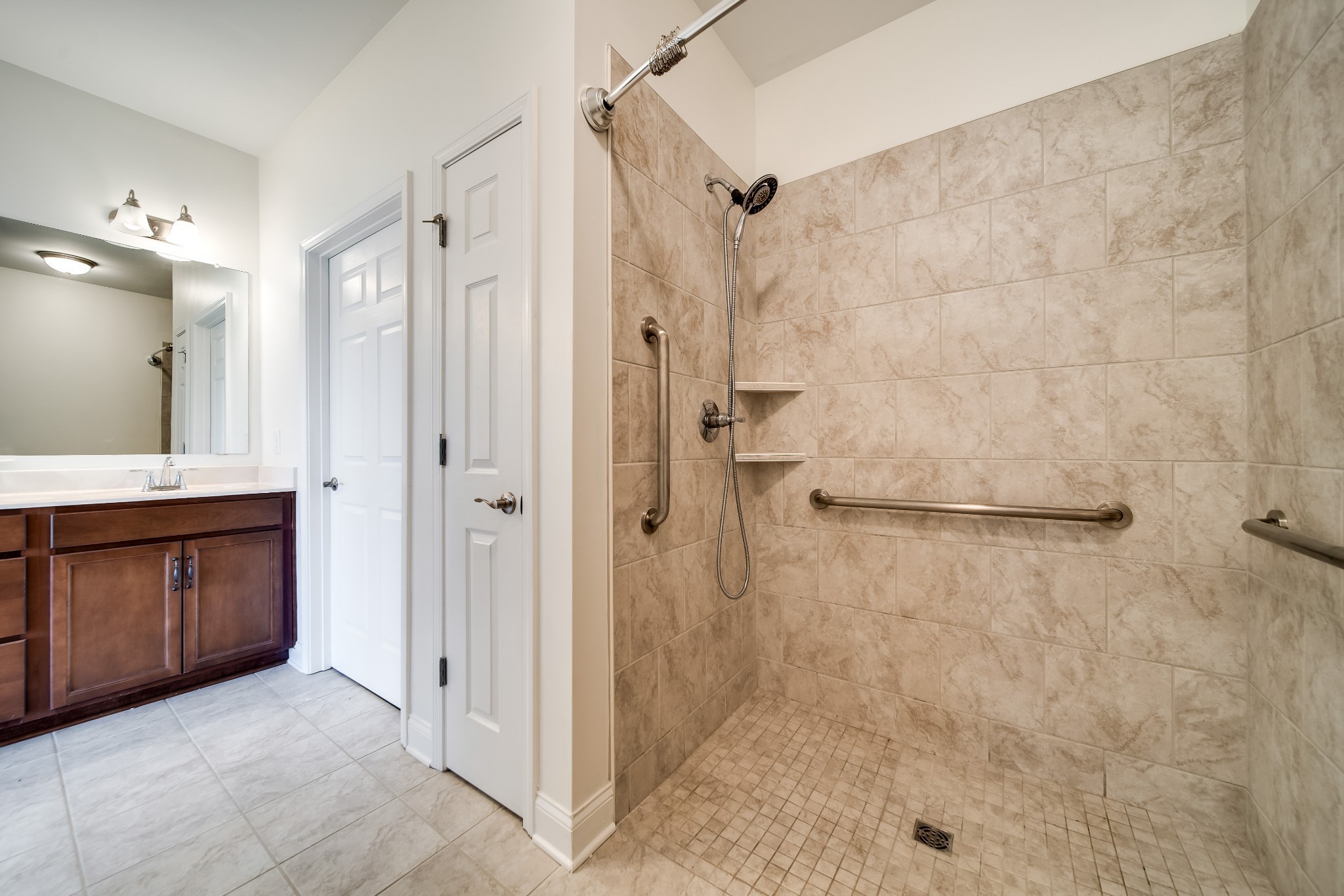 1647 Foston Ln Property Photo 32